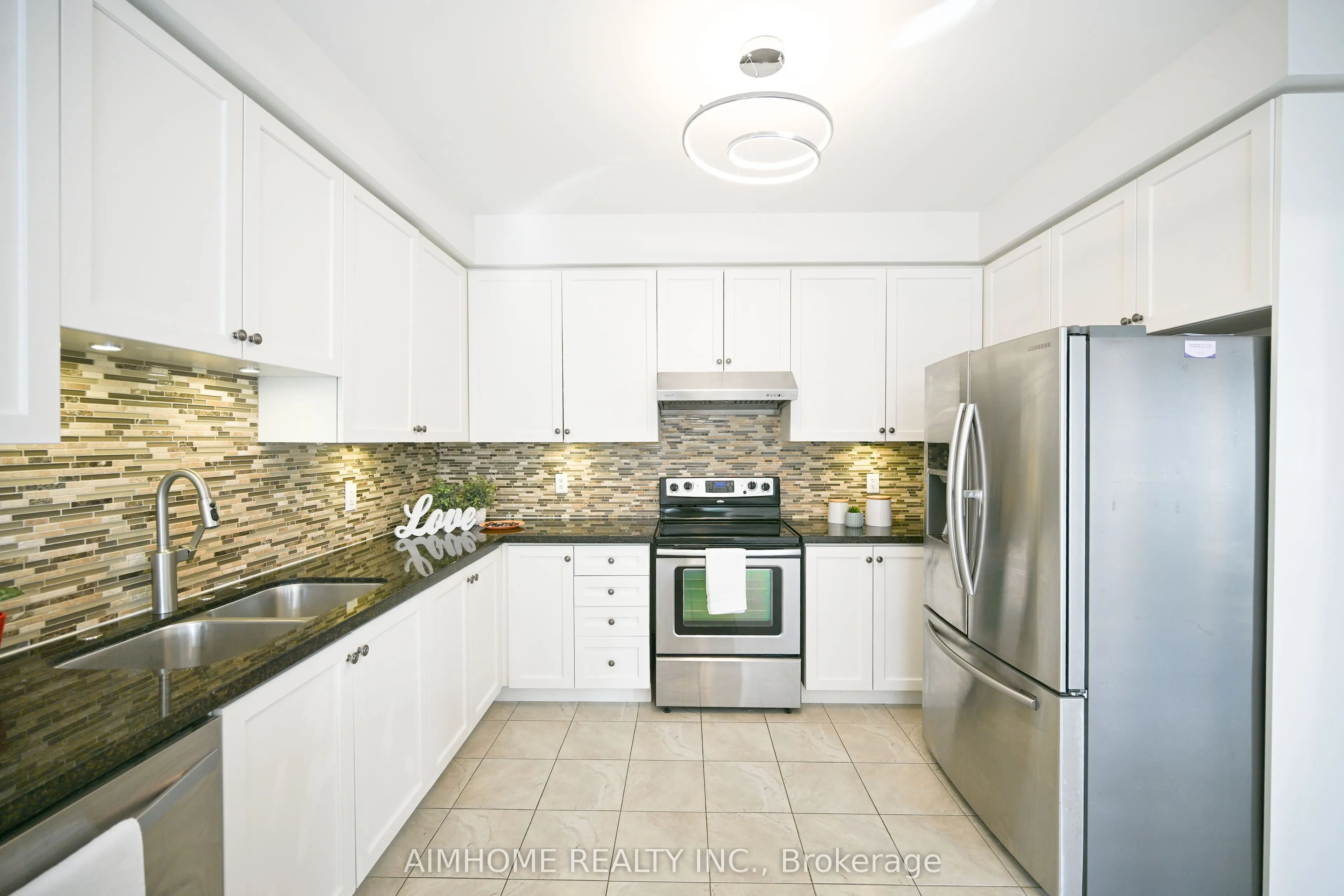 116 Landsdown Crescent