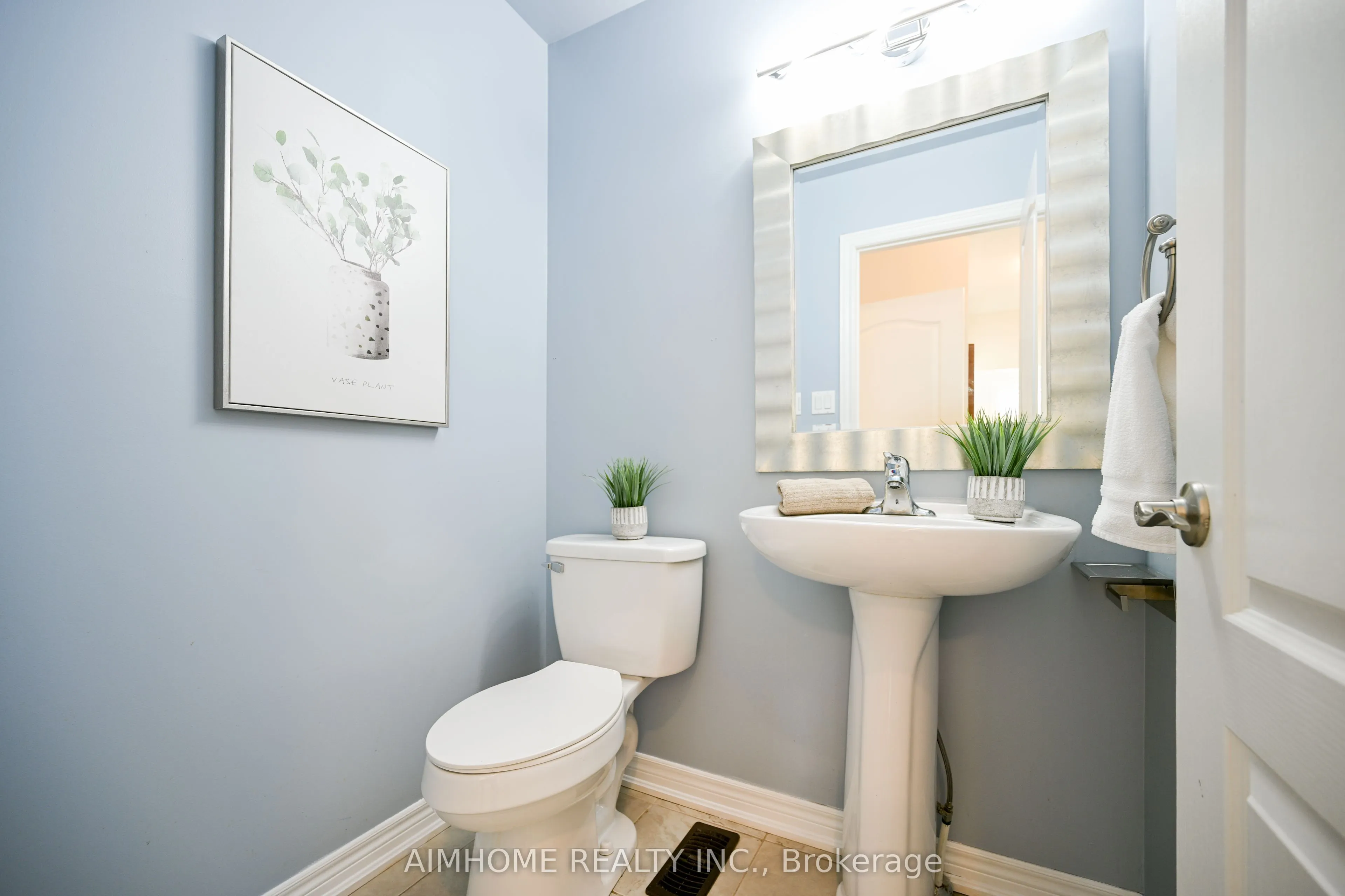 116 Landsdown Crescent