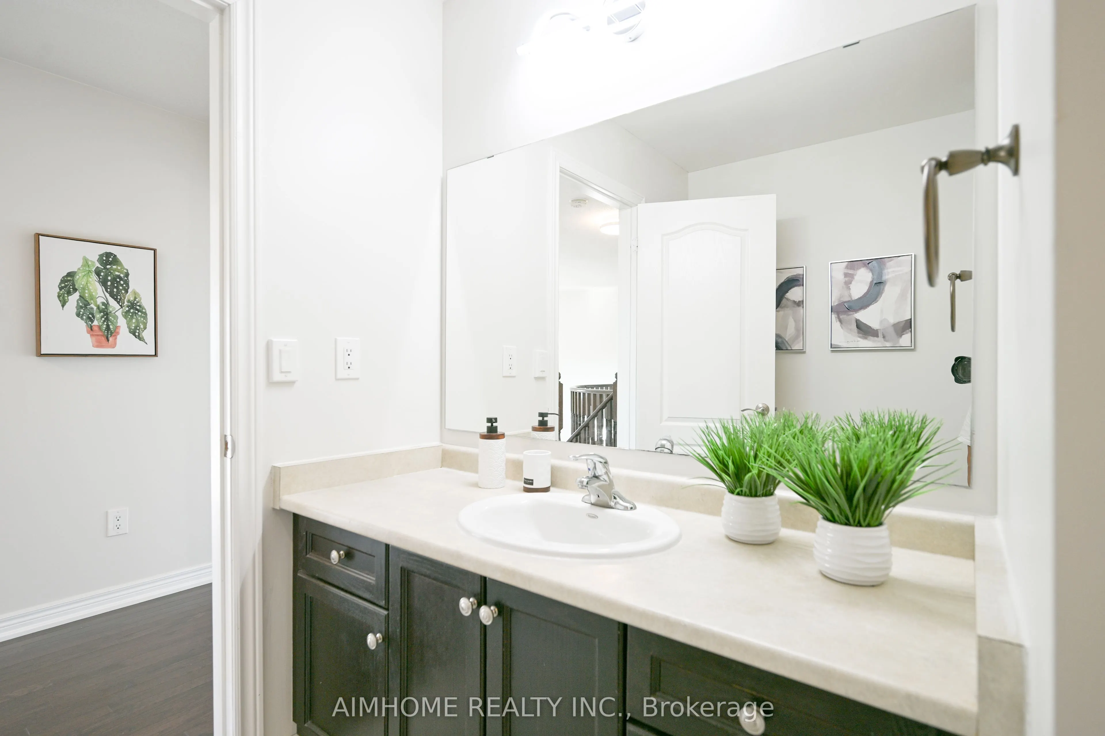 116 Landsdown Crescent