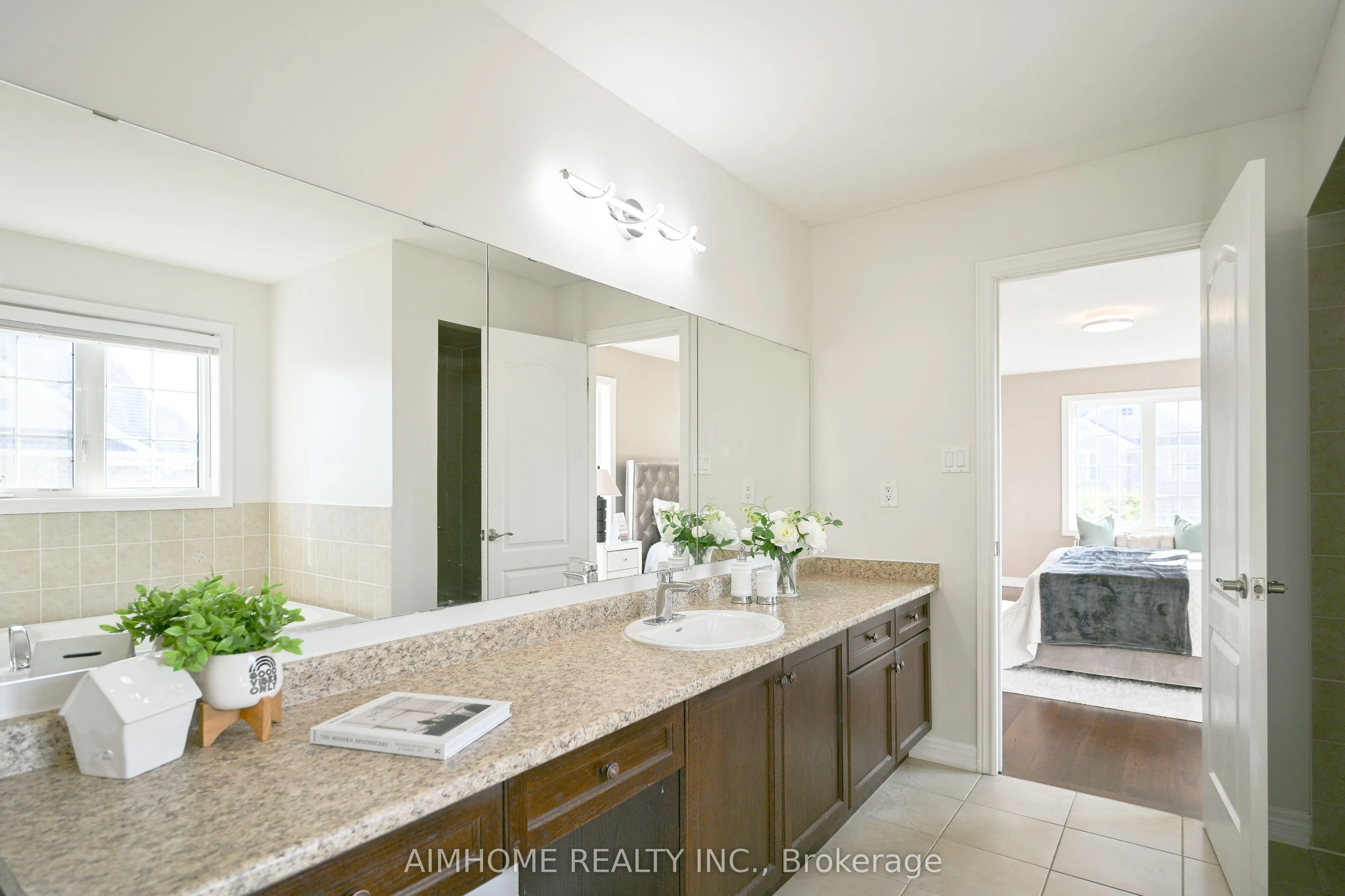 116 Landsdown Crescent