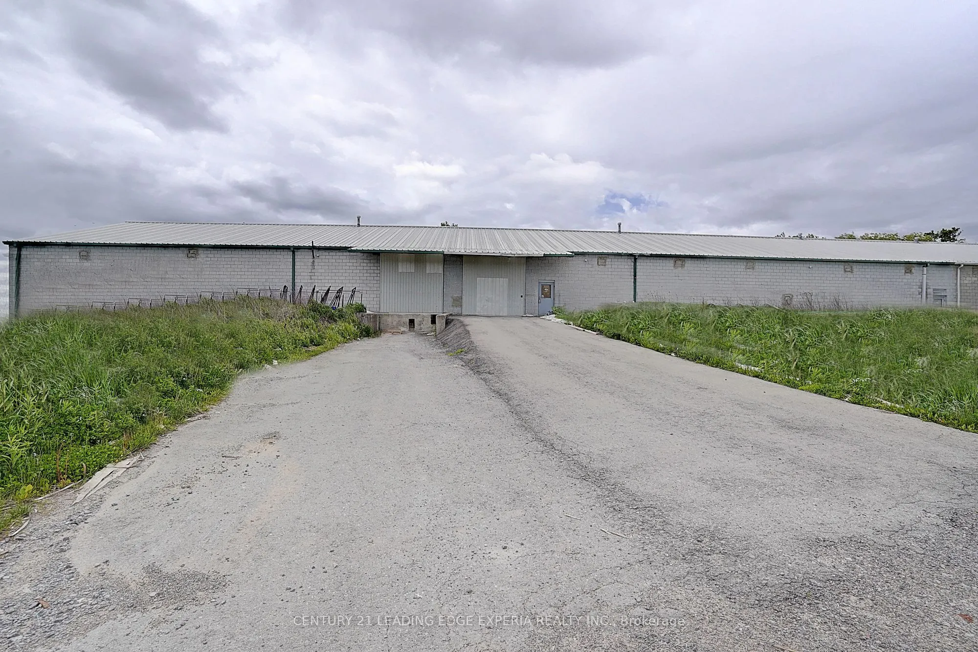 20091 Woodbine Avenue