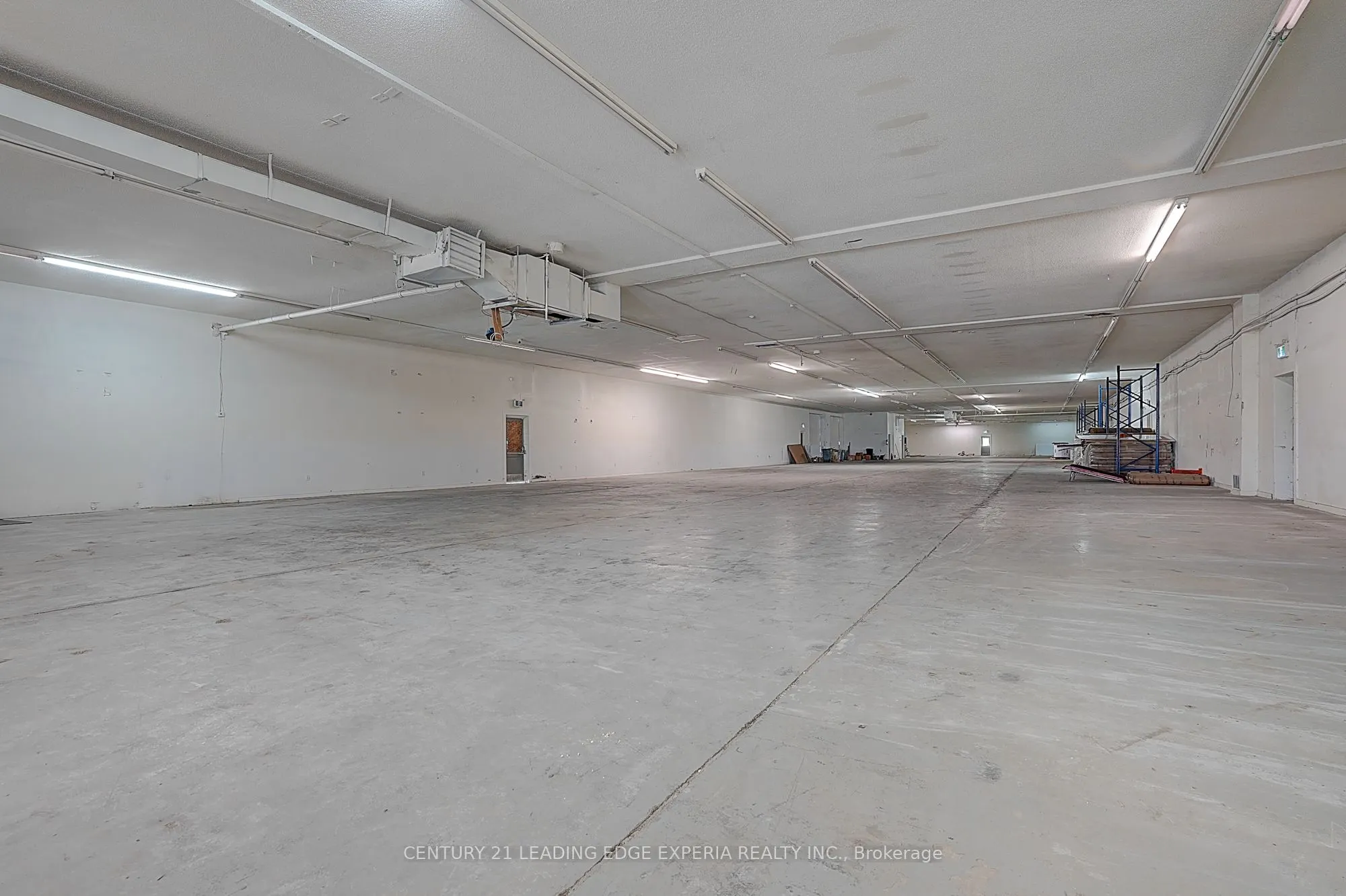 20091 Woodbine Avenue