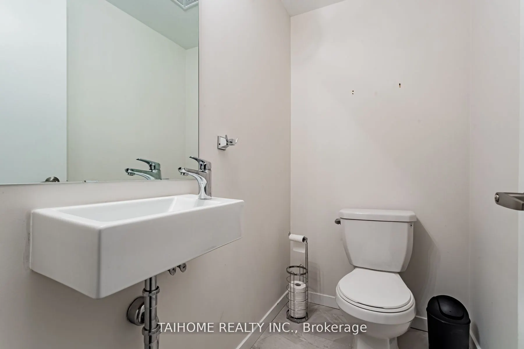 400 Alex Gardner Circle, #74