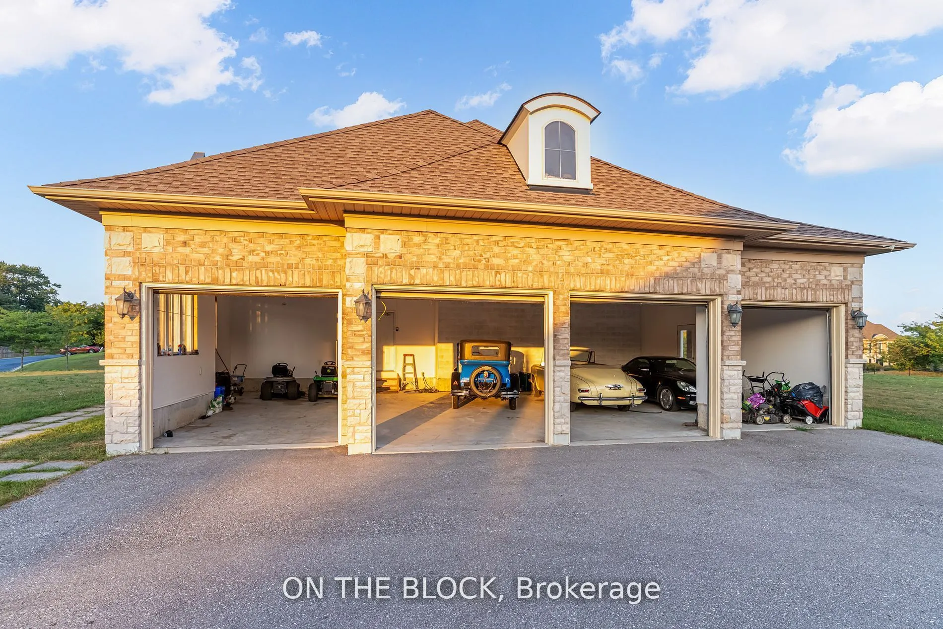 24 Whitewood Drive