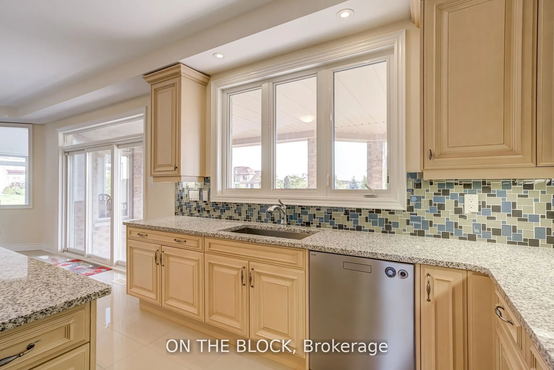 24 Whitewood Drive