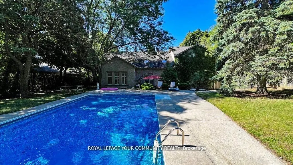 43 Denham Drive