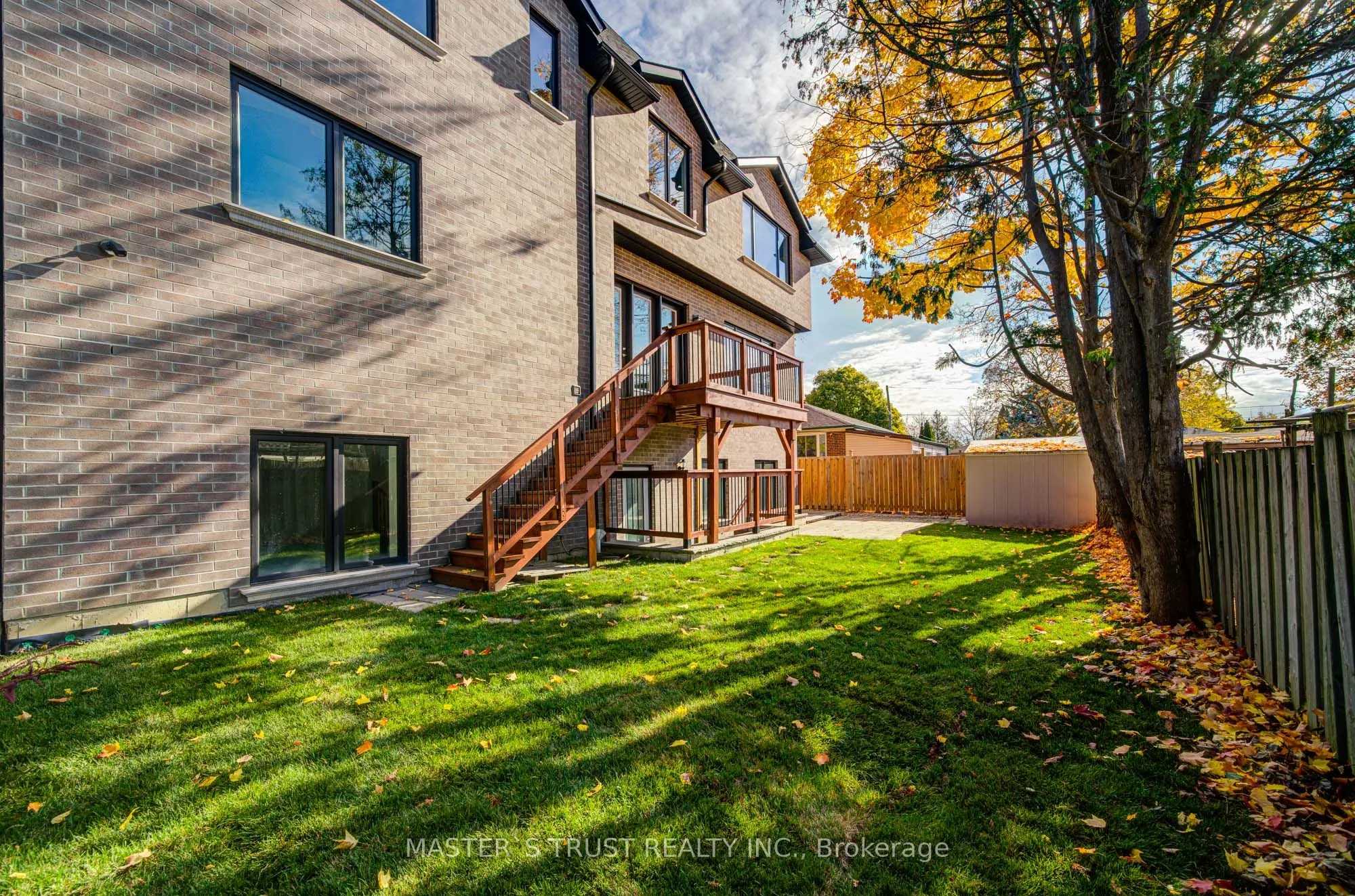 36 Sussex Avenue