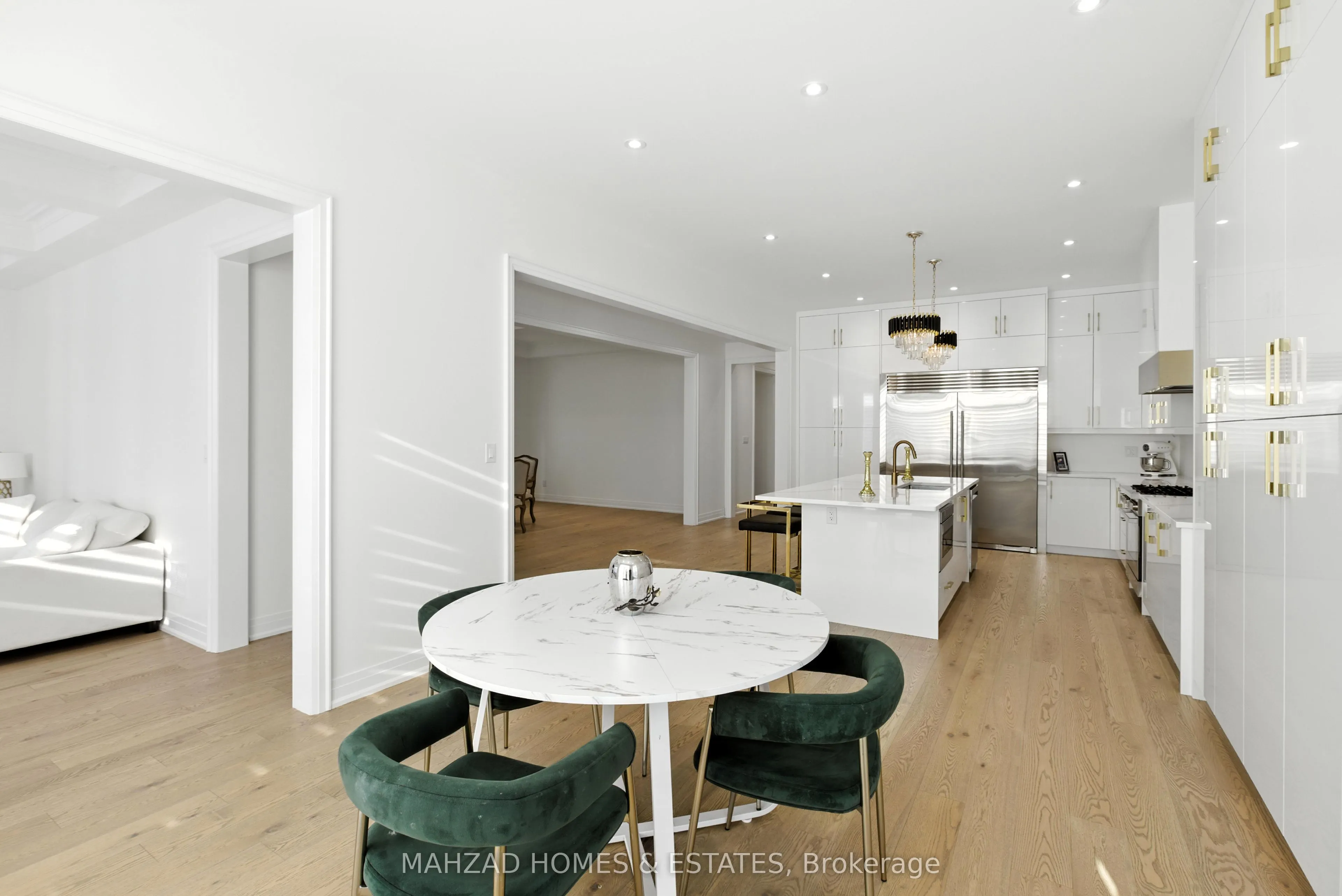 18 Casavant Court