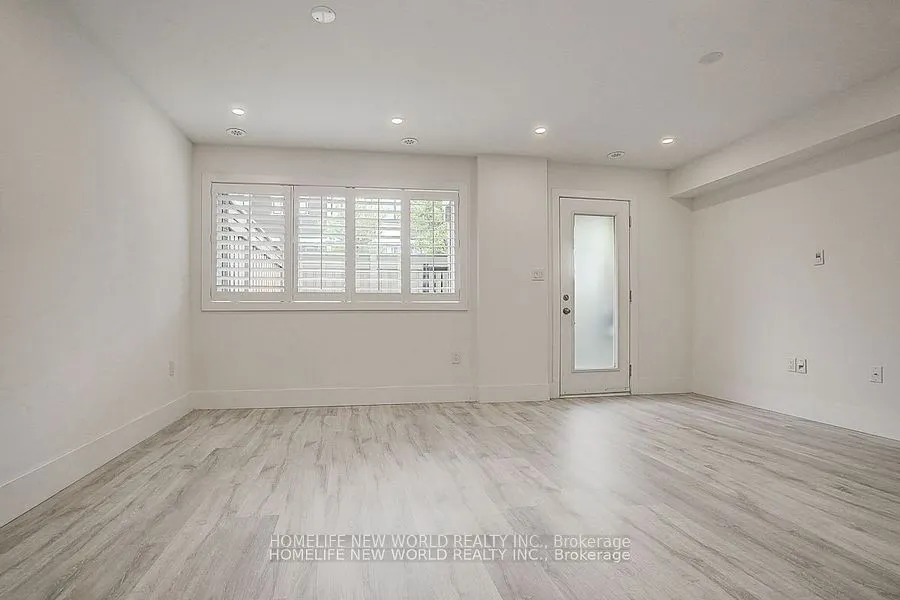 25 Sydney Circle