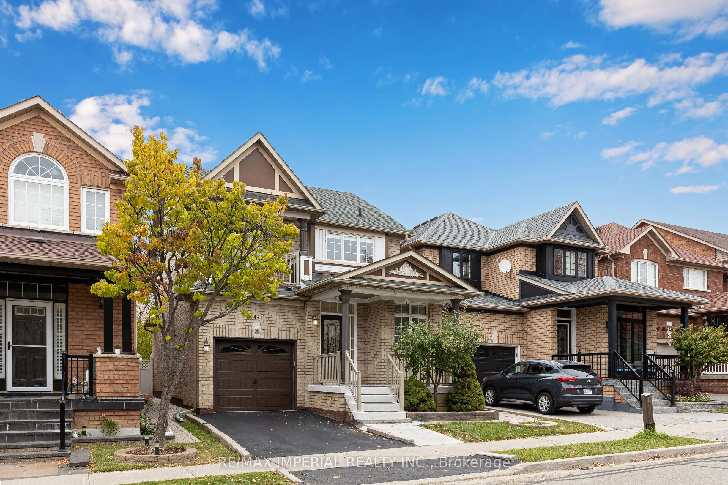 44 Hawkview Boulevard