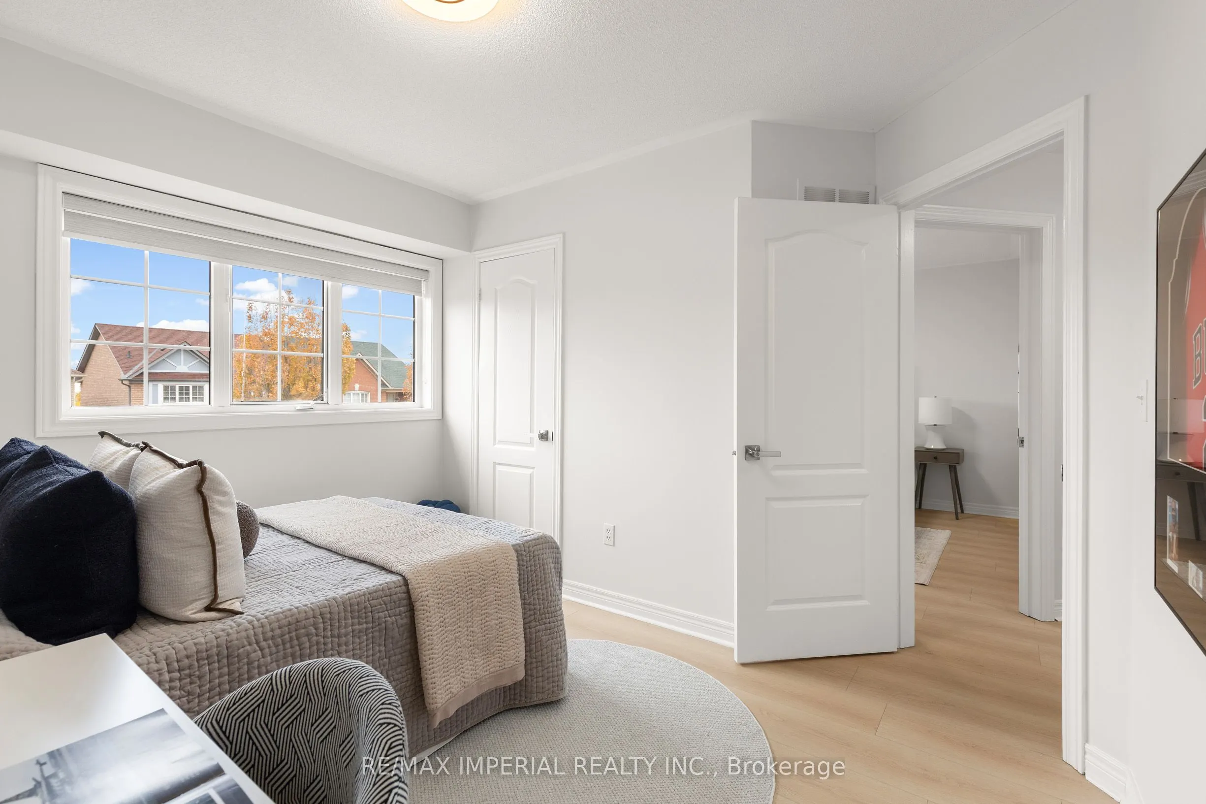 44 Hawkview Boulevard