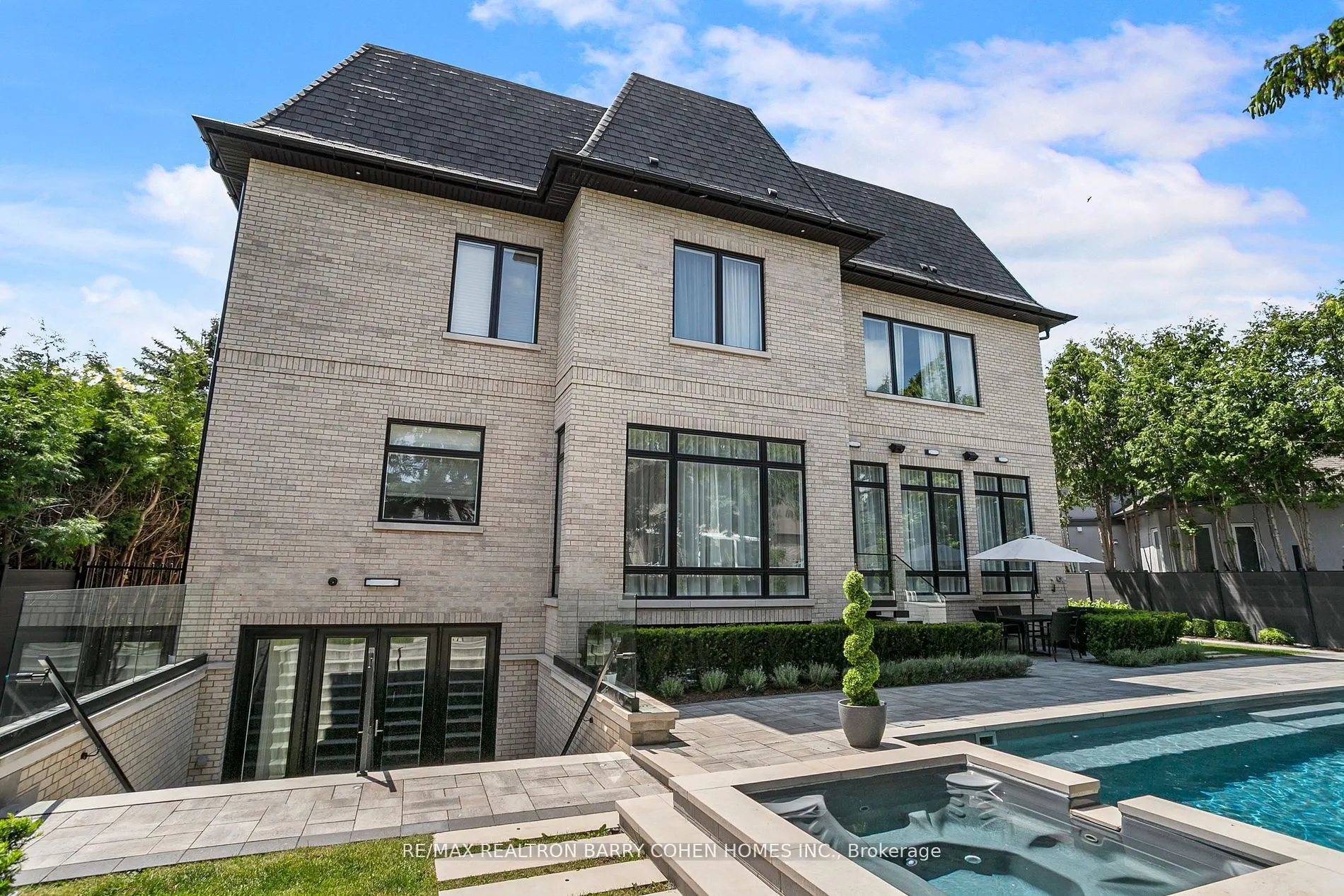 61 Orlon Crescent