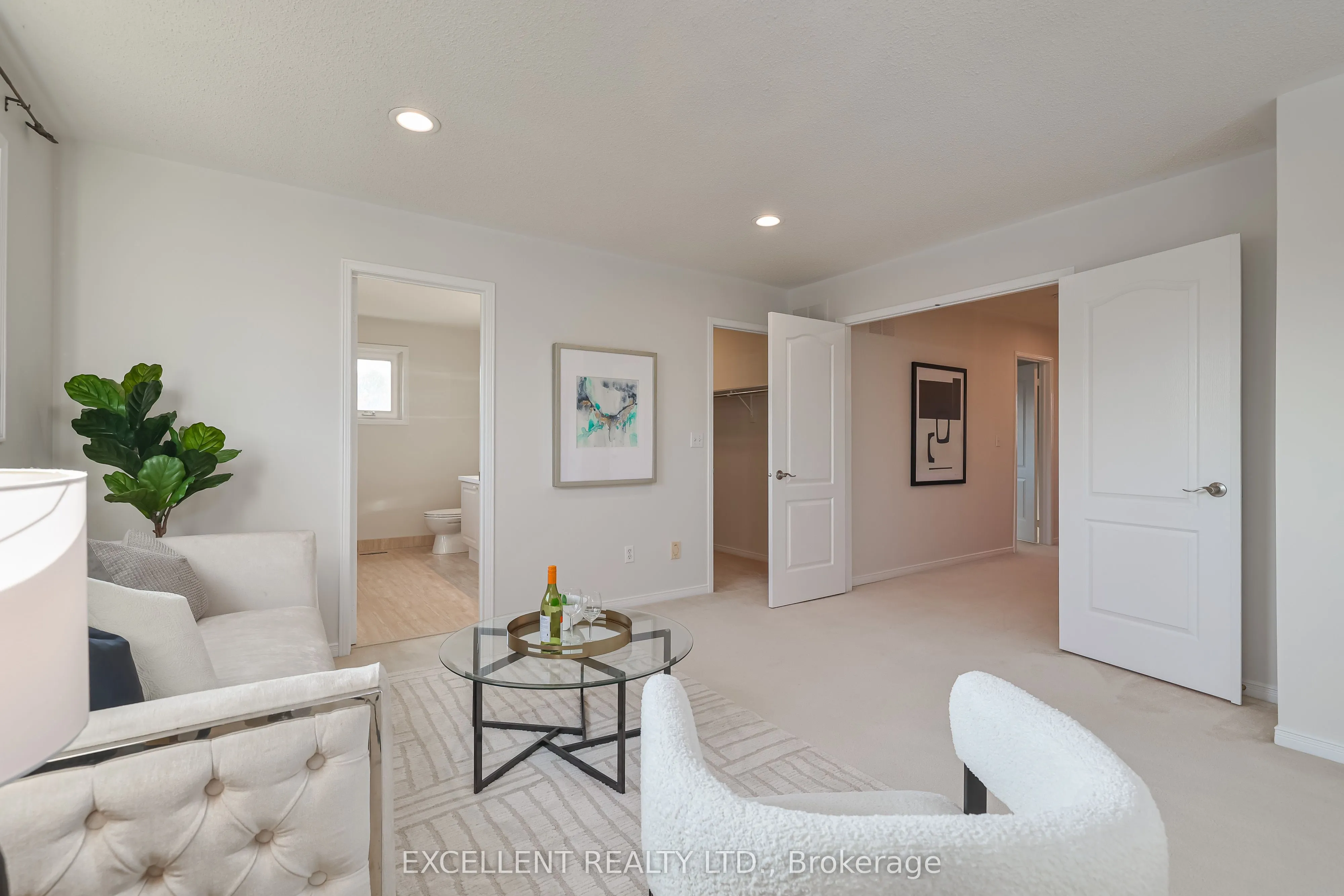 17 Charrington Crescent
