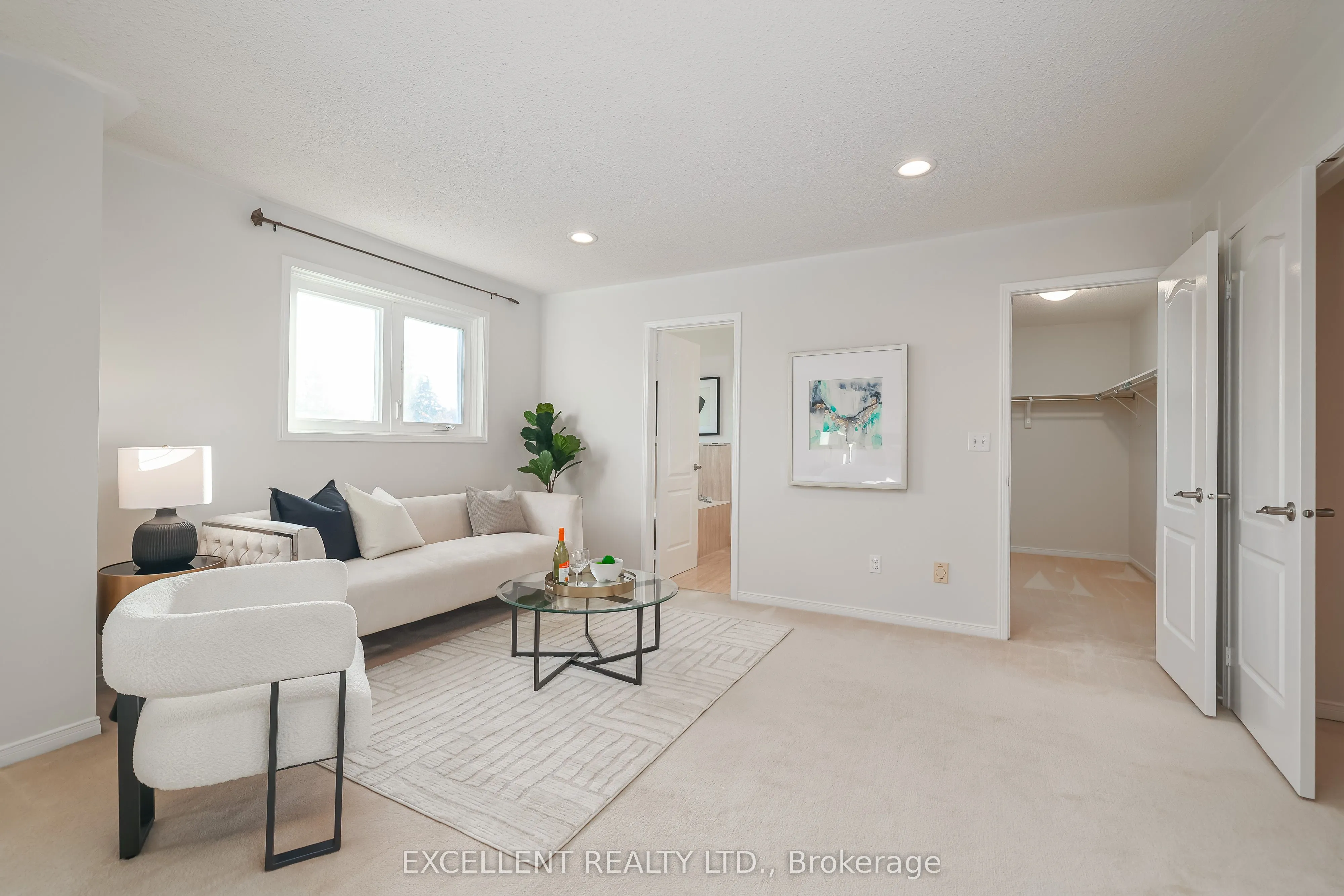 17 Charrington Crescent