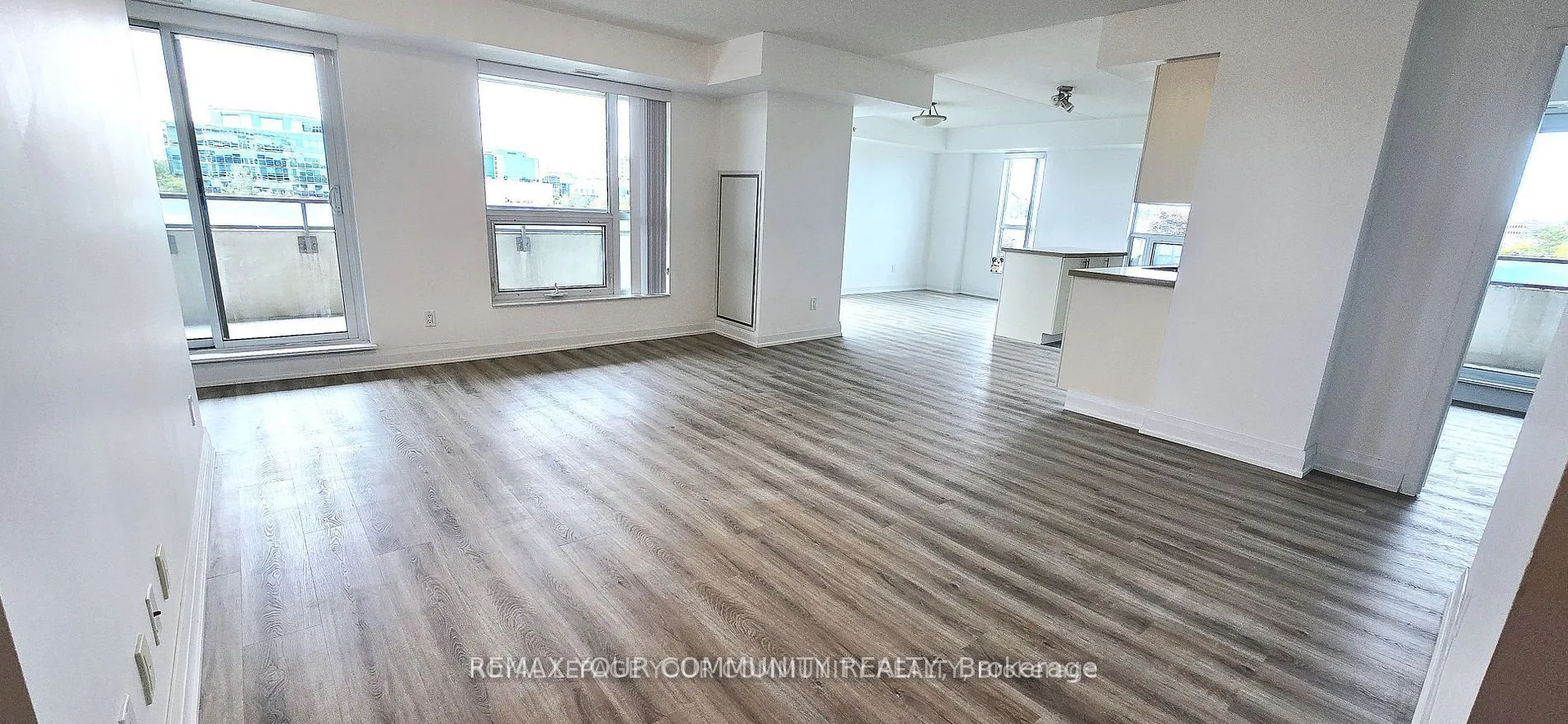 75 Norman Bethune Avenue #317