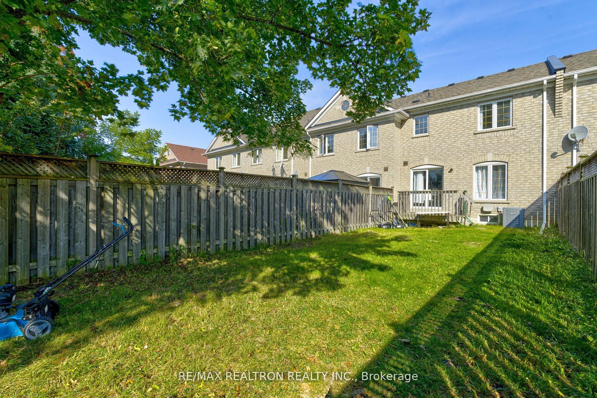 88 Banbrooke Crescent