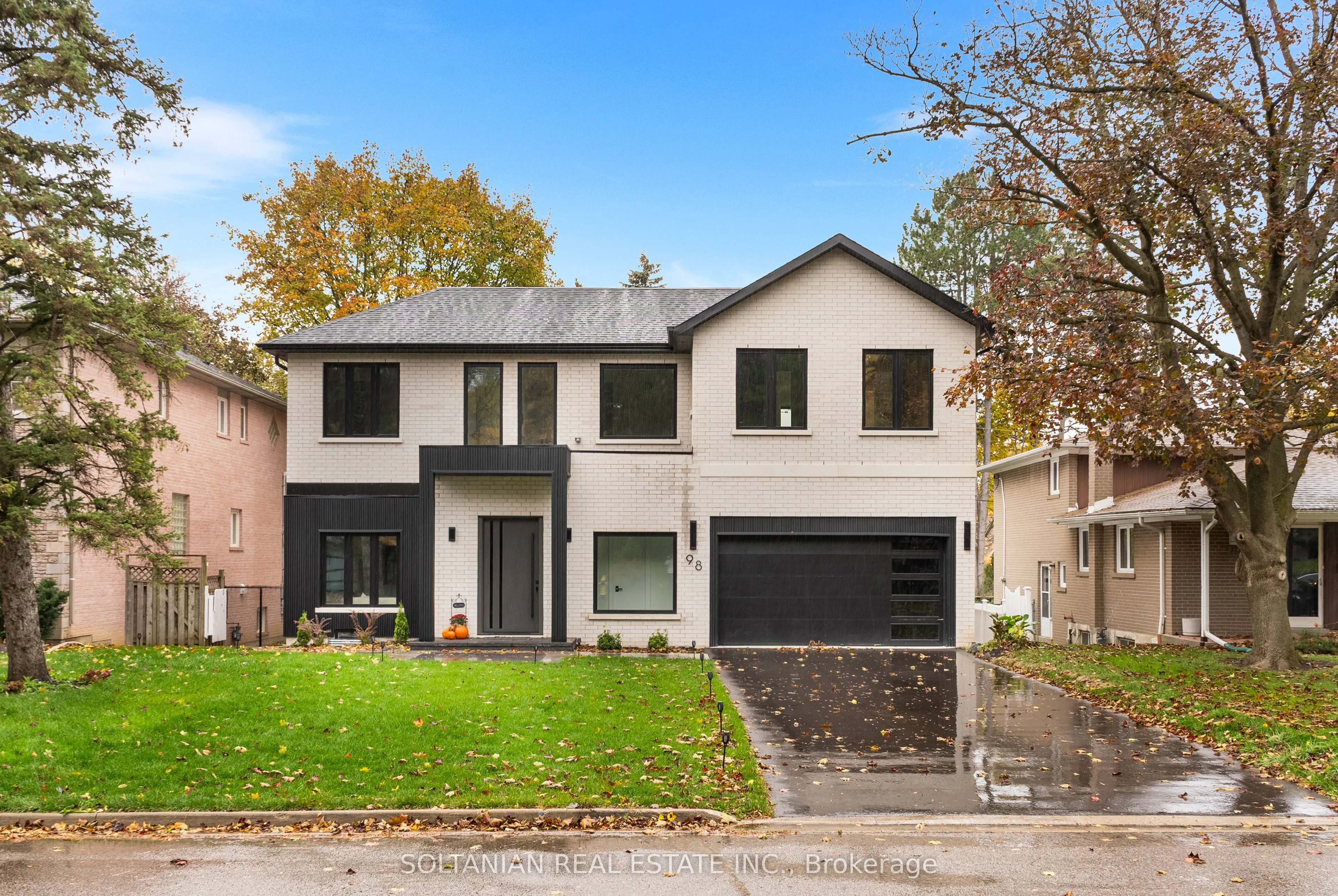 98 Babcombe Drive