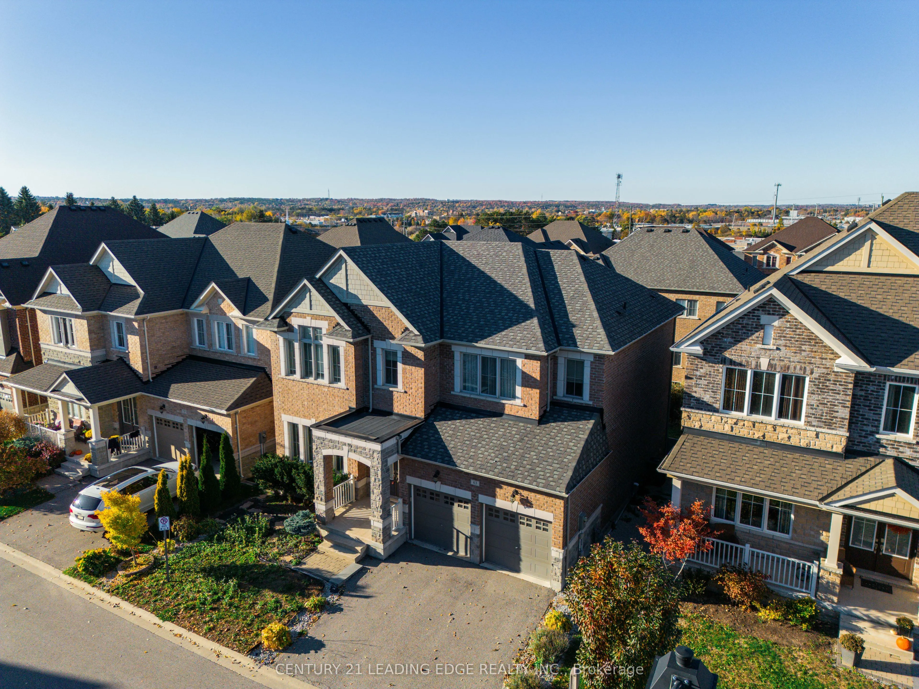 63 Ken Sinclair Crescent #42