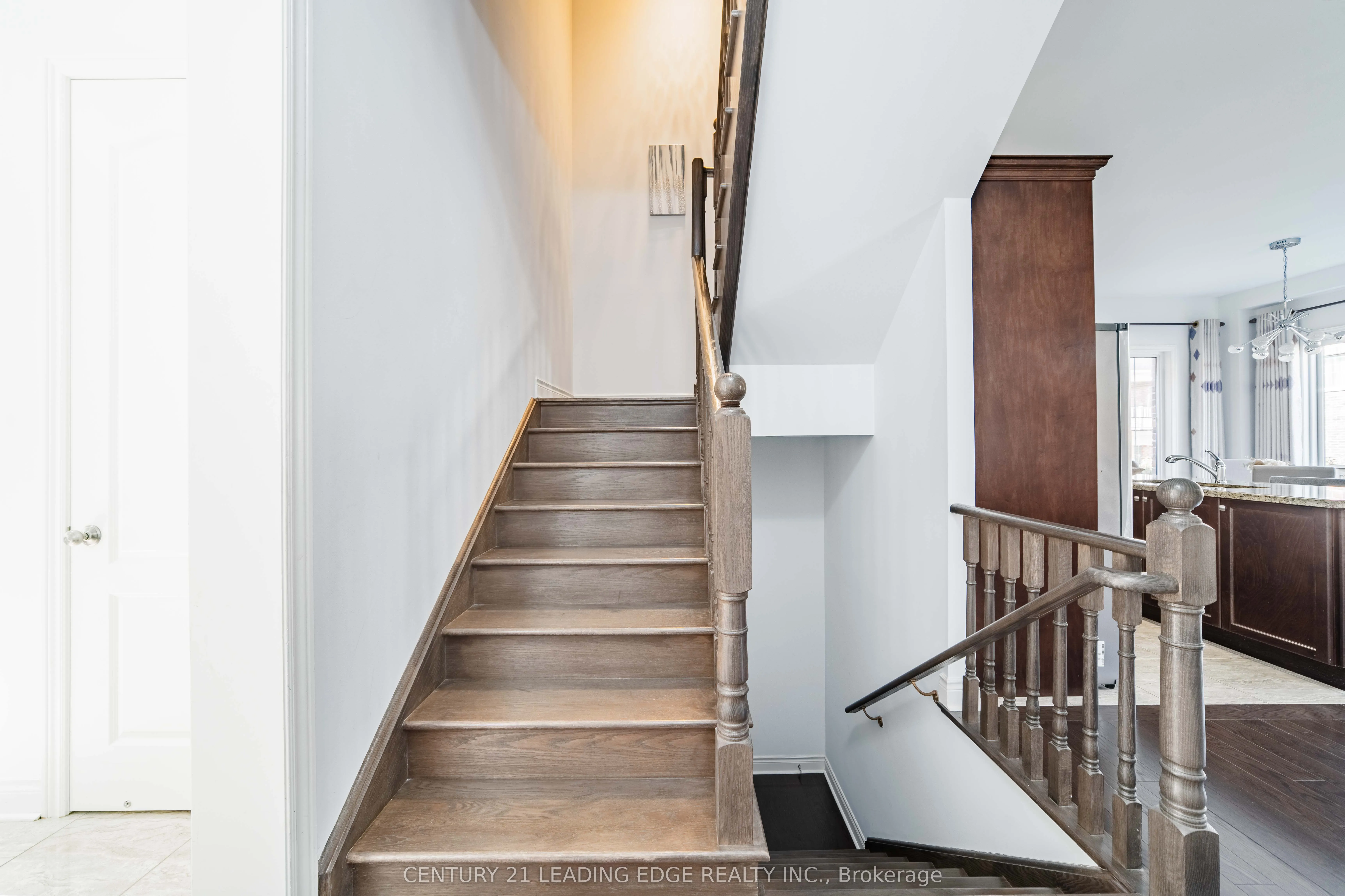 63 Ken Sinclair Crescent #42