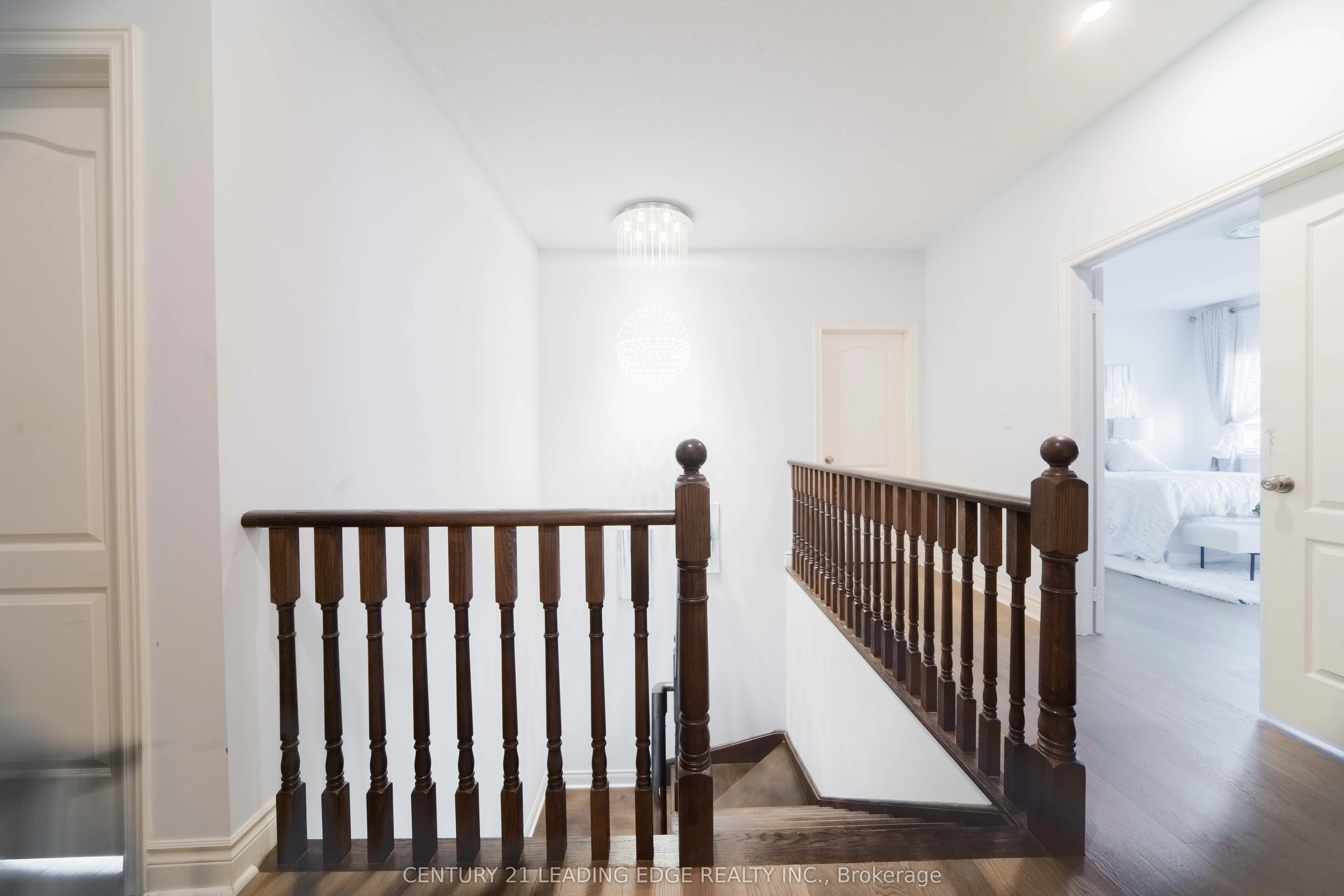 63 Ken Sinclair Crescent #42