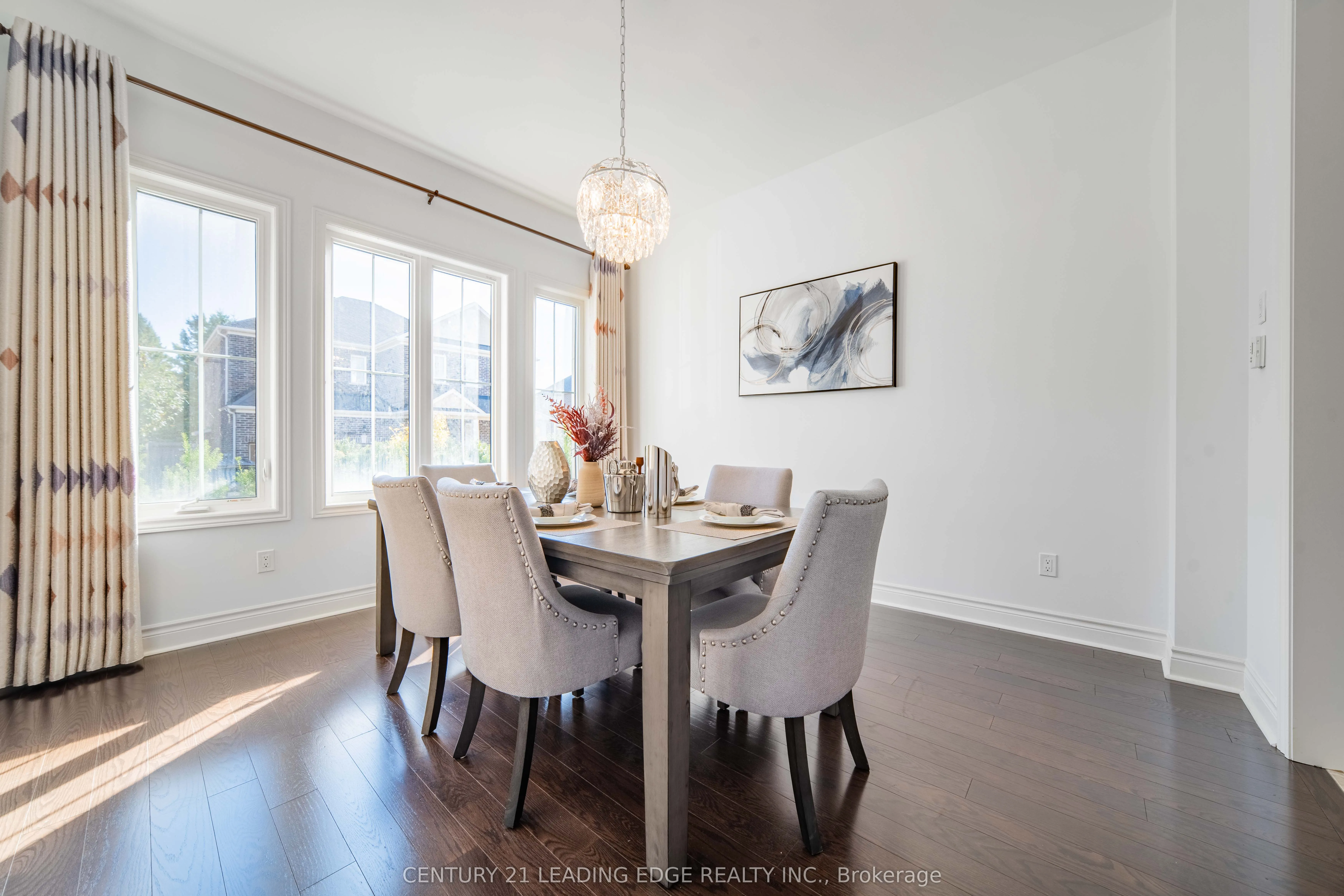 63 Ken Sinclair Crescent #42