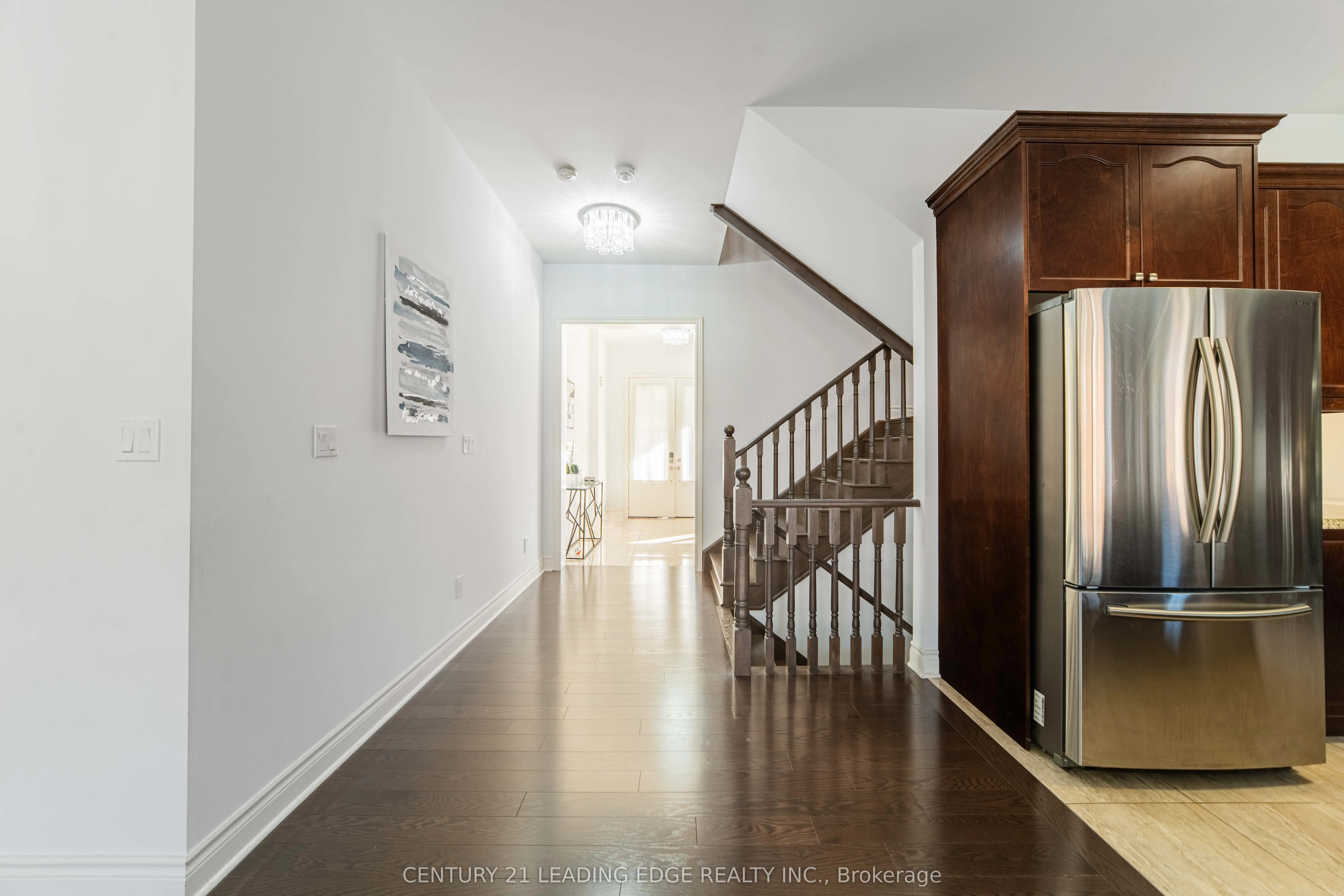 63 Ken Sinclair Crescent #42