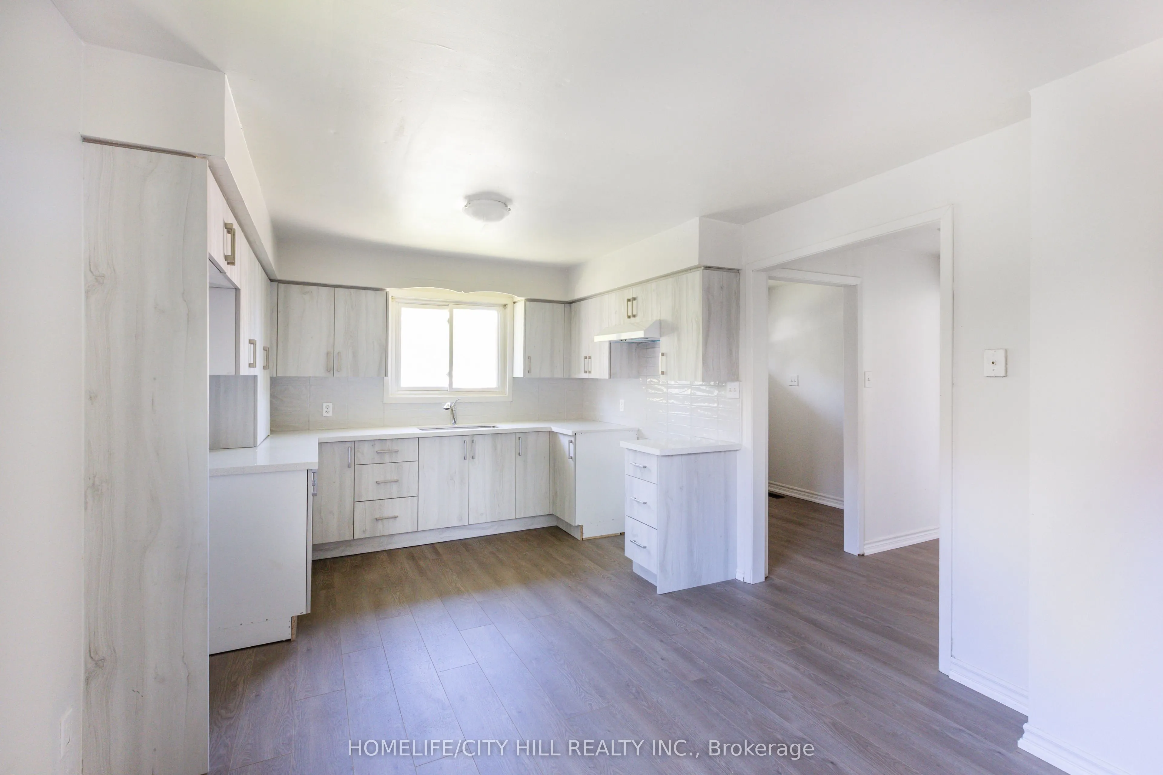 347 Hollywood Drive