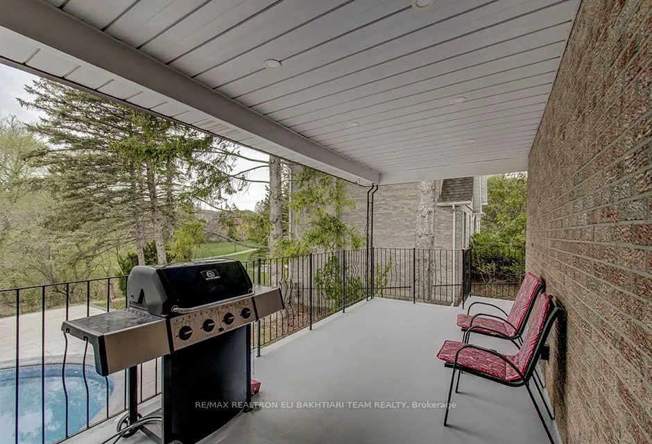 56 Cynthia Crescent
