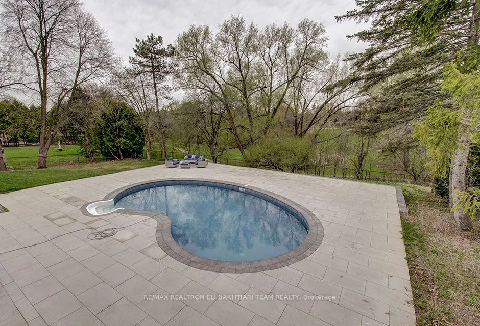 56 Cynthia Crescent