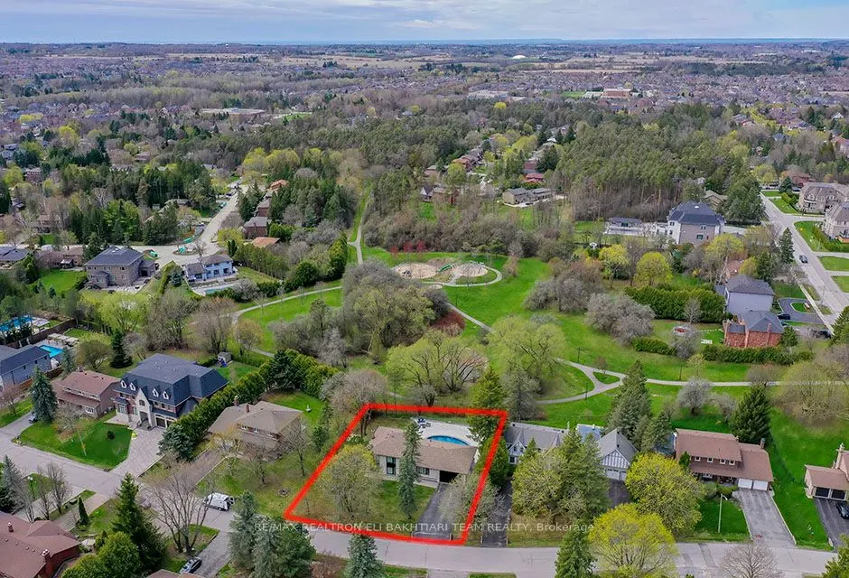56 Cynthia Crescent