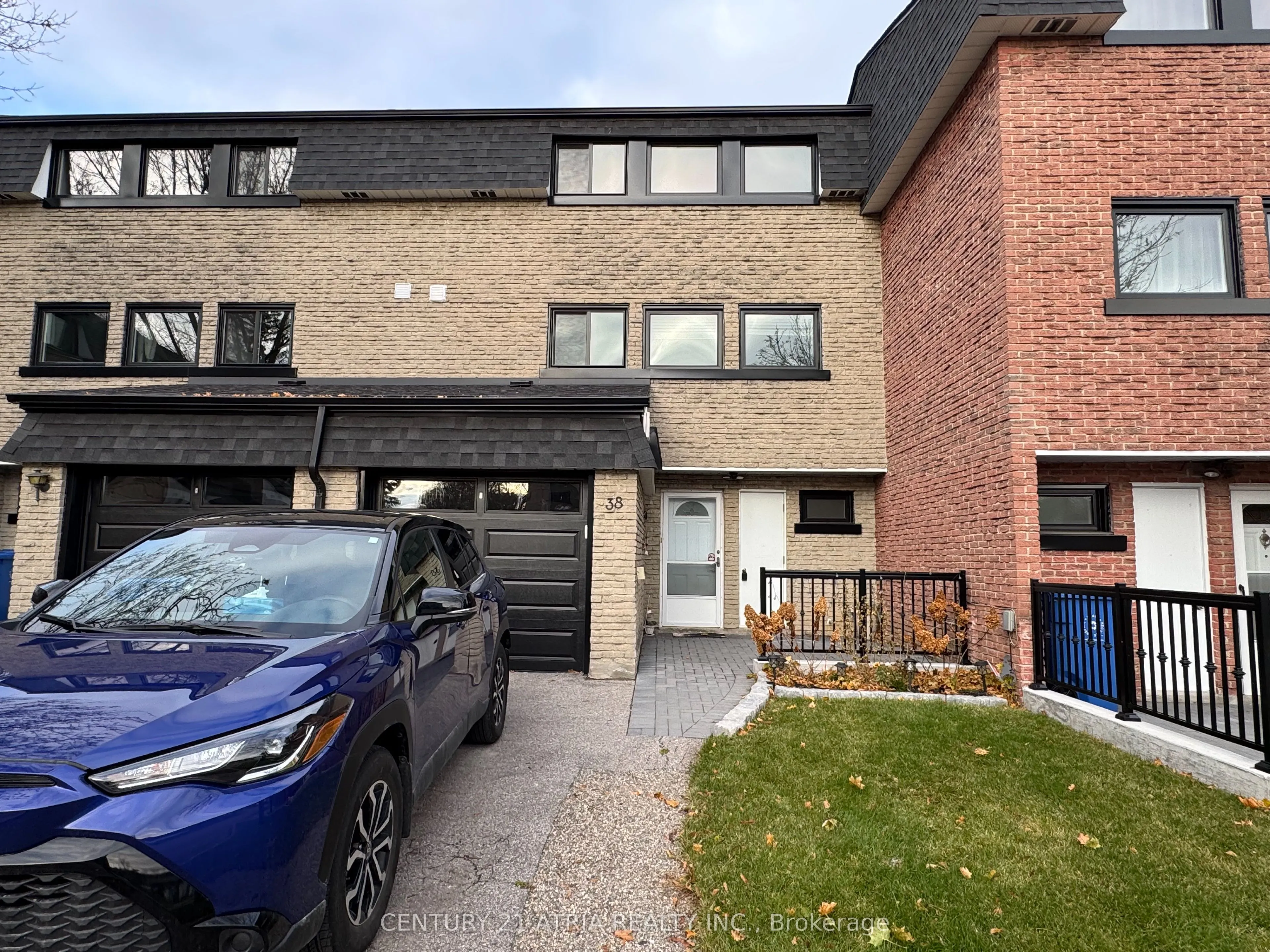 38 Henderson Drive #9