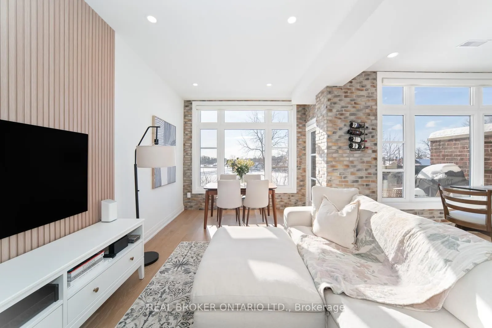 8167 Kipling Avenue #48