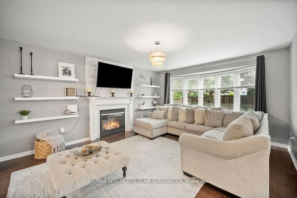 12 Dunning Drive