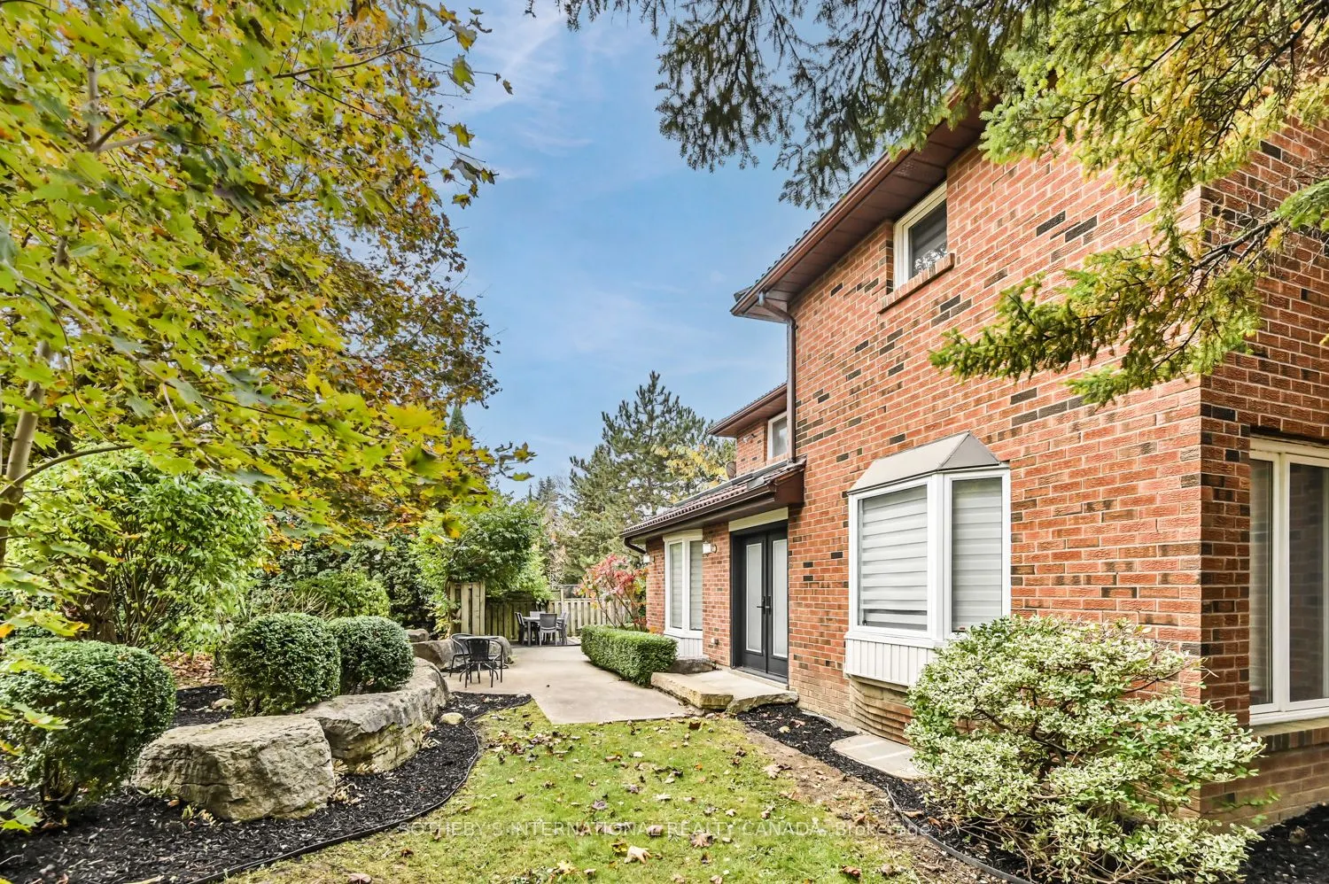 23 Hill Farm Road