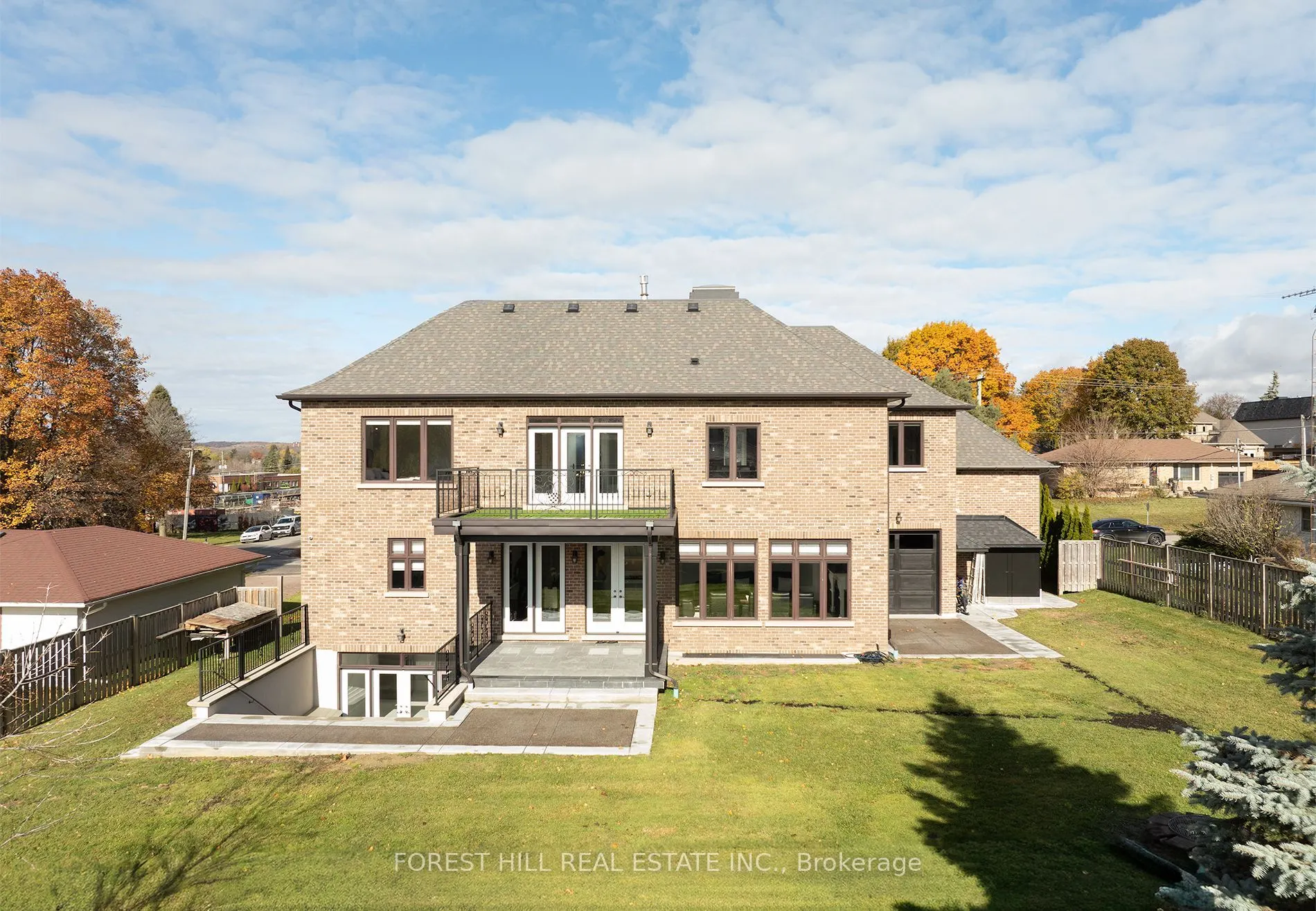 39 Patricia Drive E