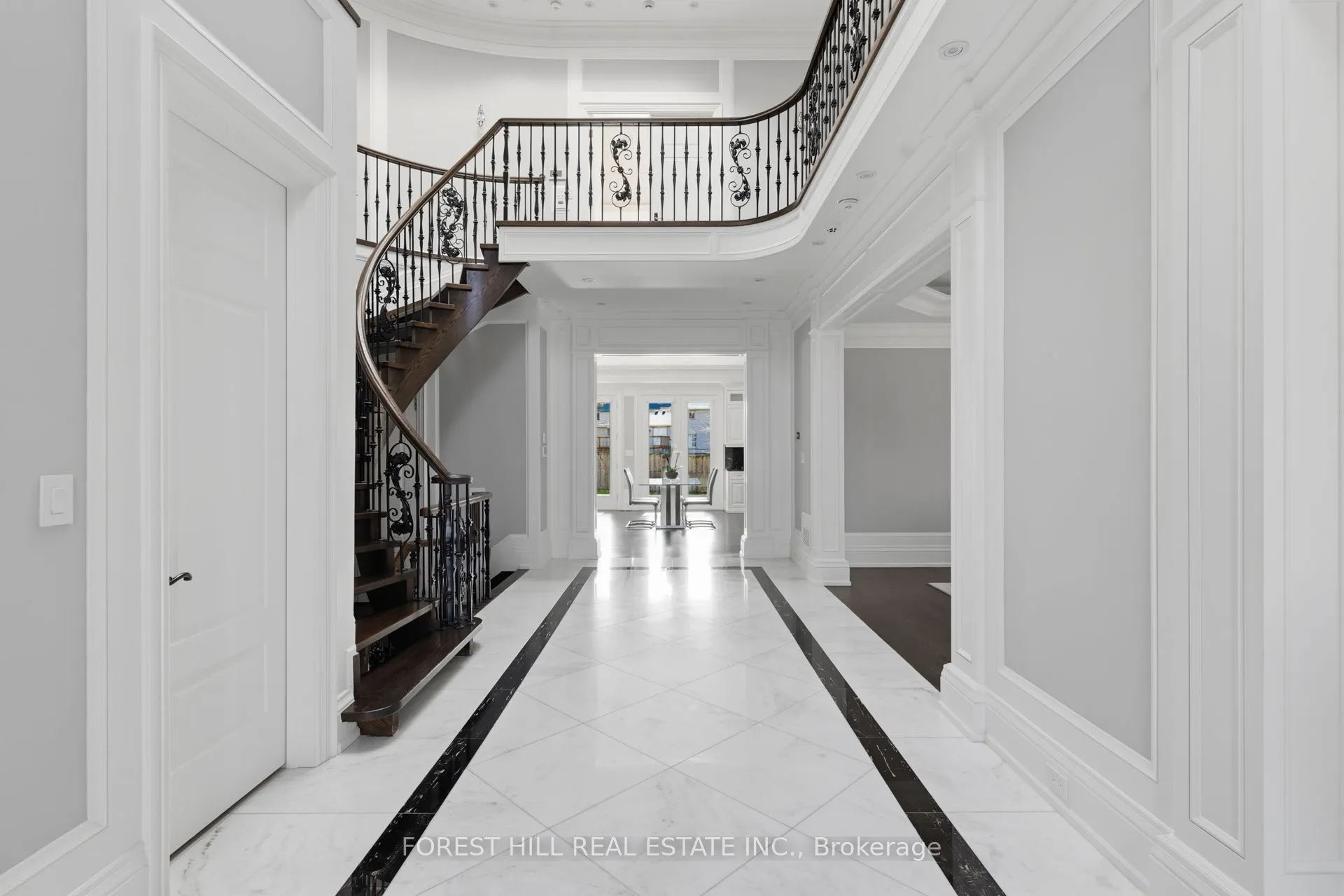 39 Patricia Drive E