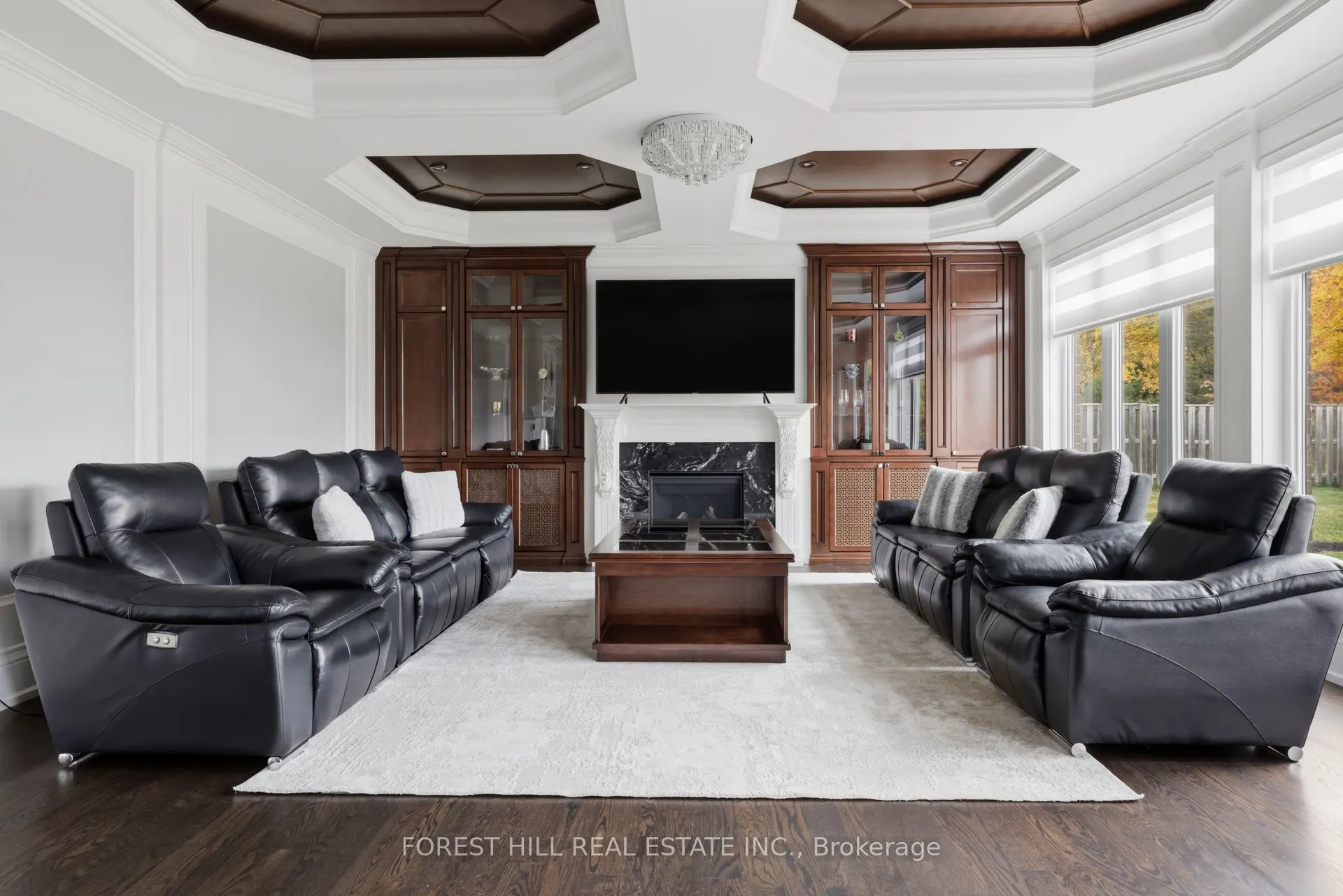 39 Patricia Drive E