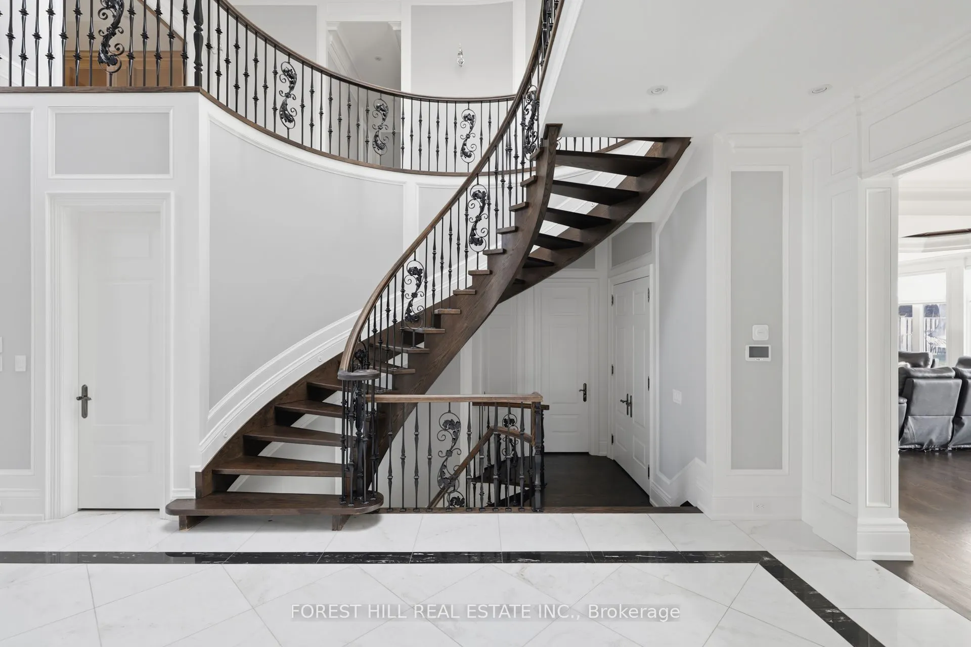 39 Patricia Drive E