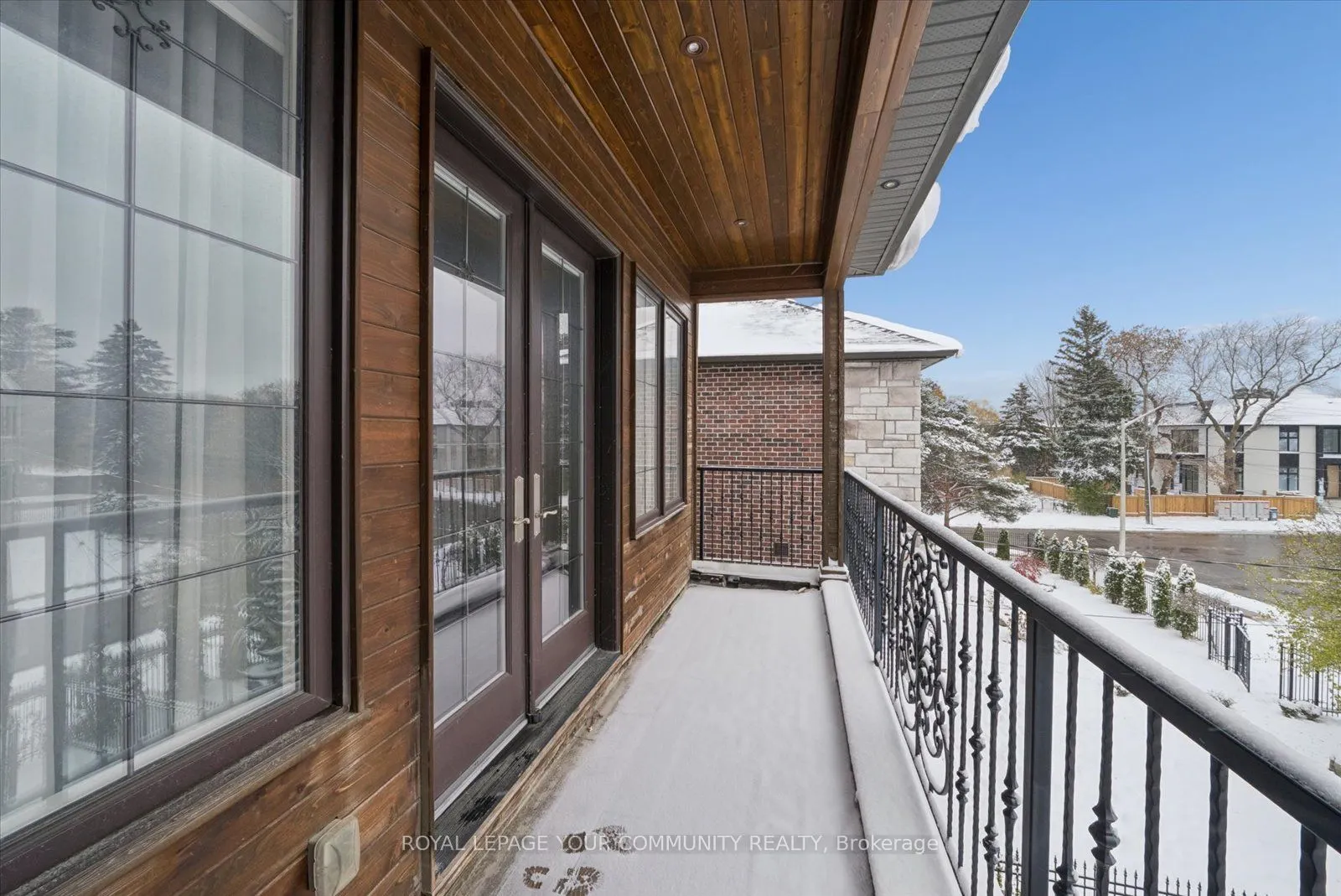 2 Poplar Drive