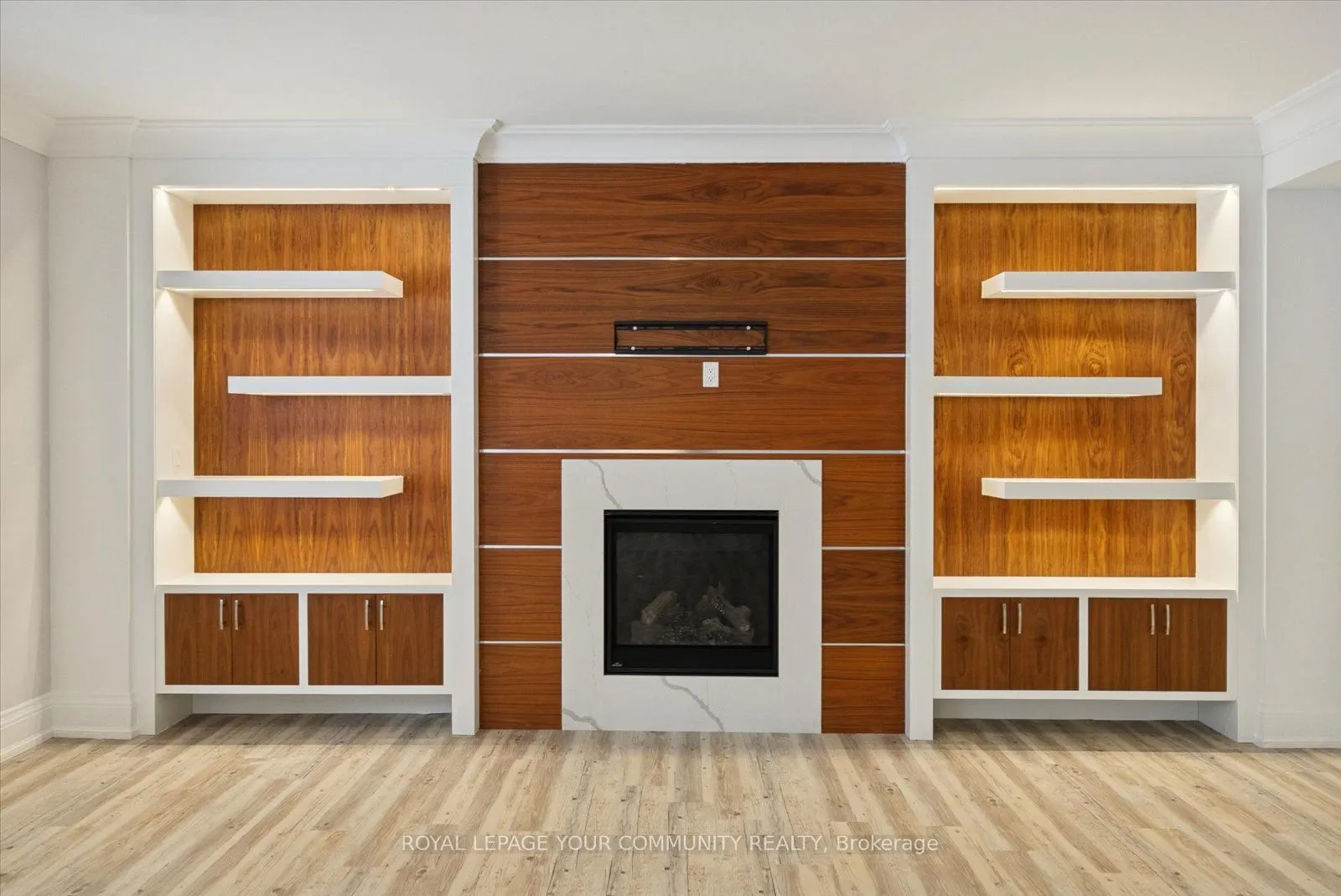2 Poplar Drive