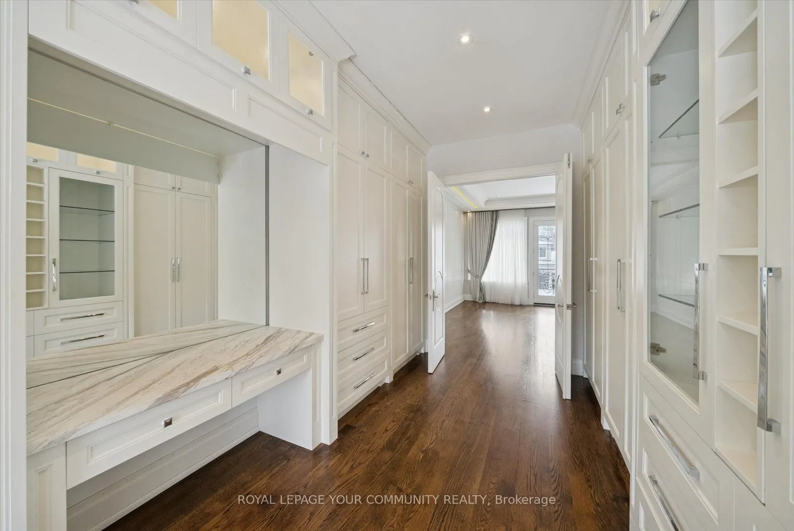 2 Poplar Drive