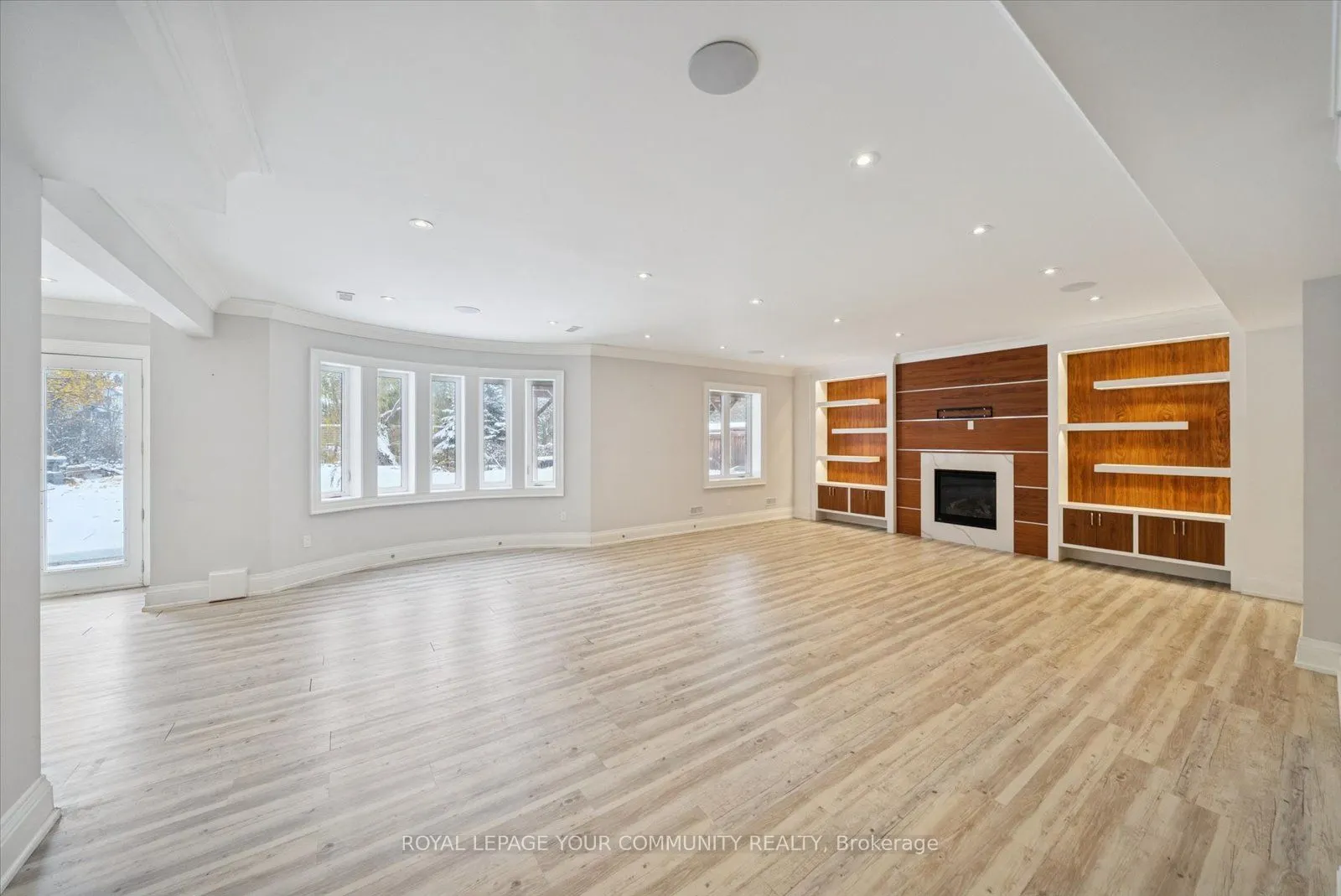 2 Poplar Drive