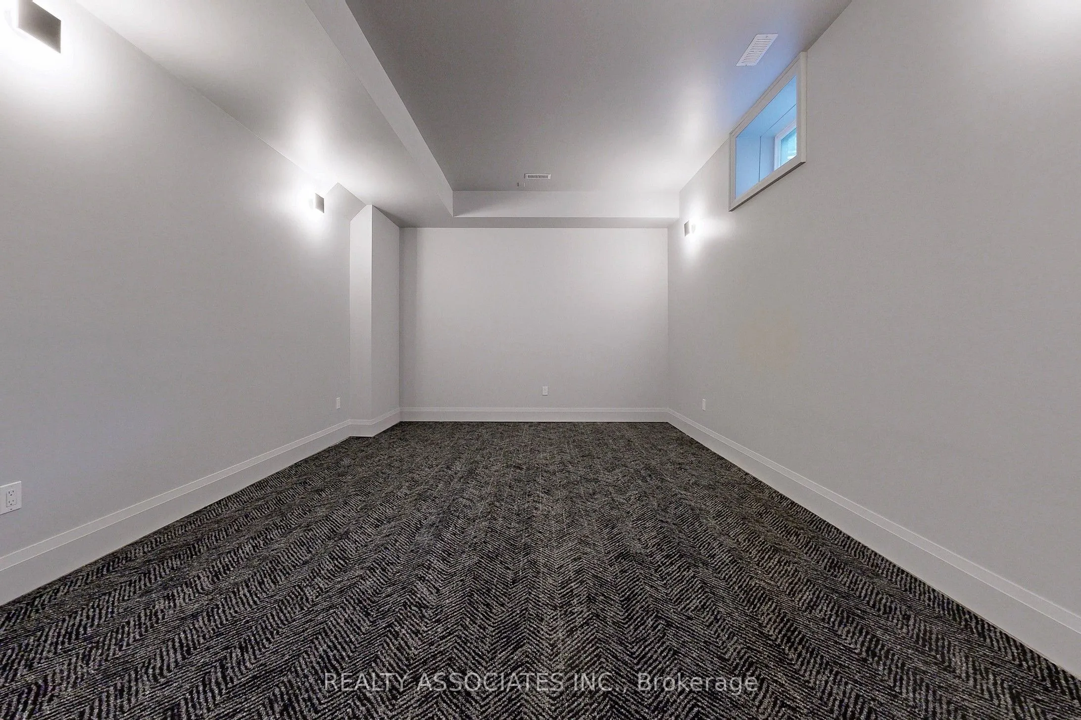 32 Cossar Avenue