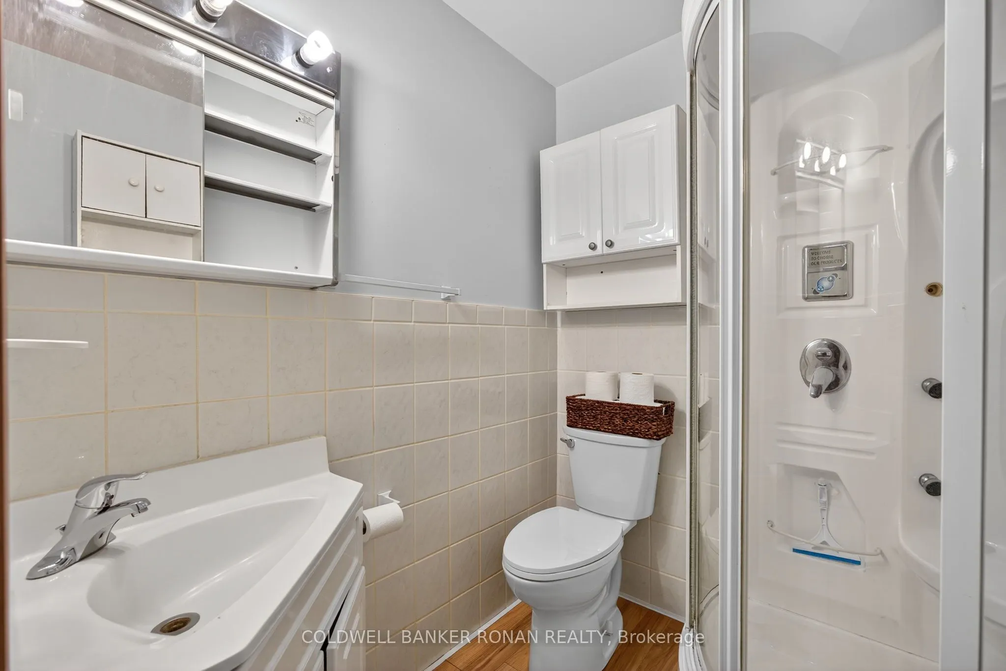 Listing N12534190 - Large Photo # 16