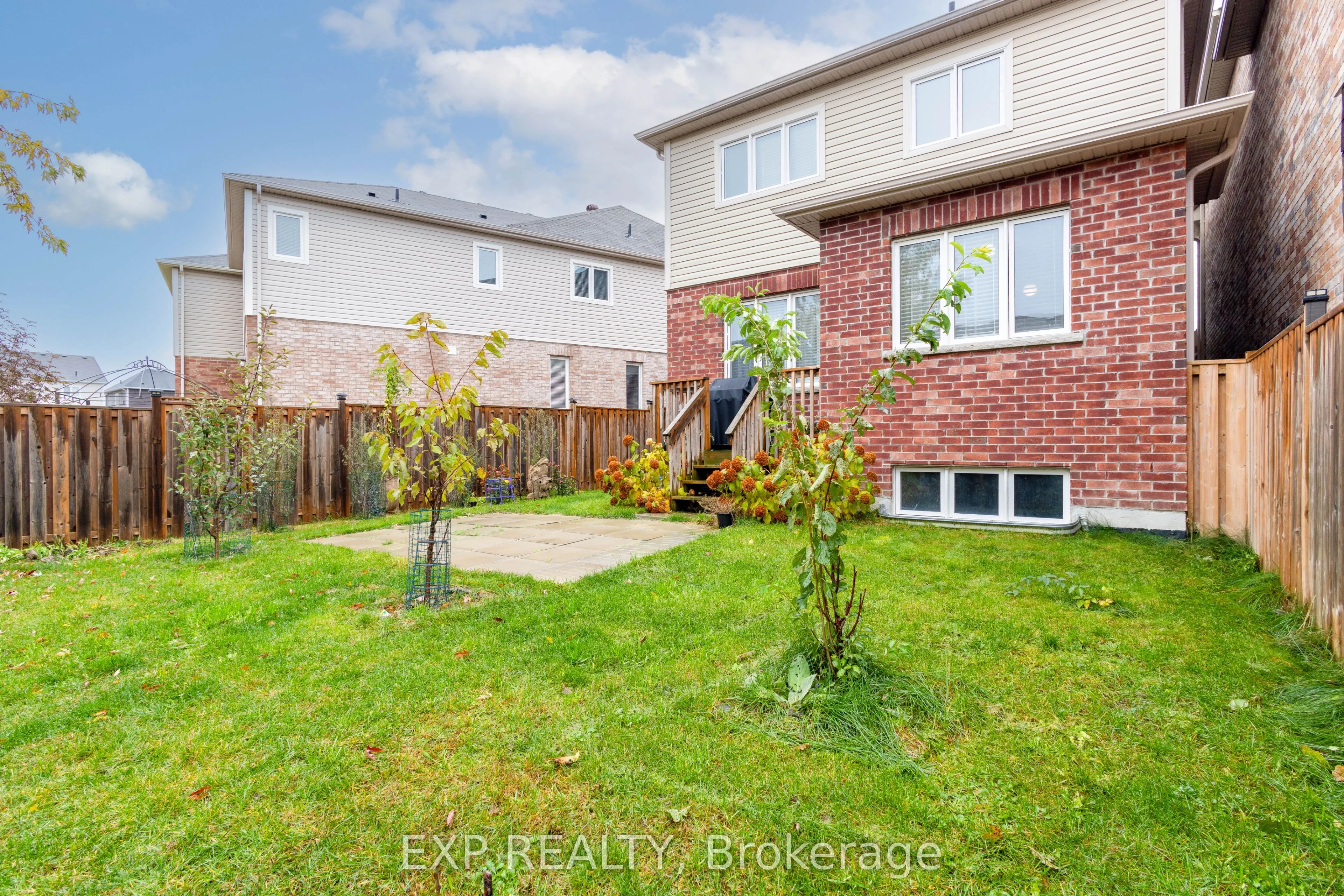 18 Hutton Crescent