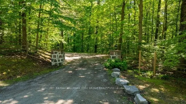 4235 17th Side Road