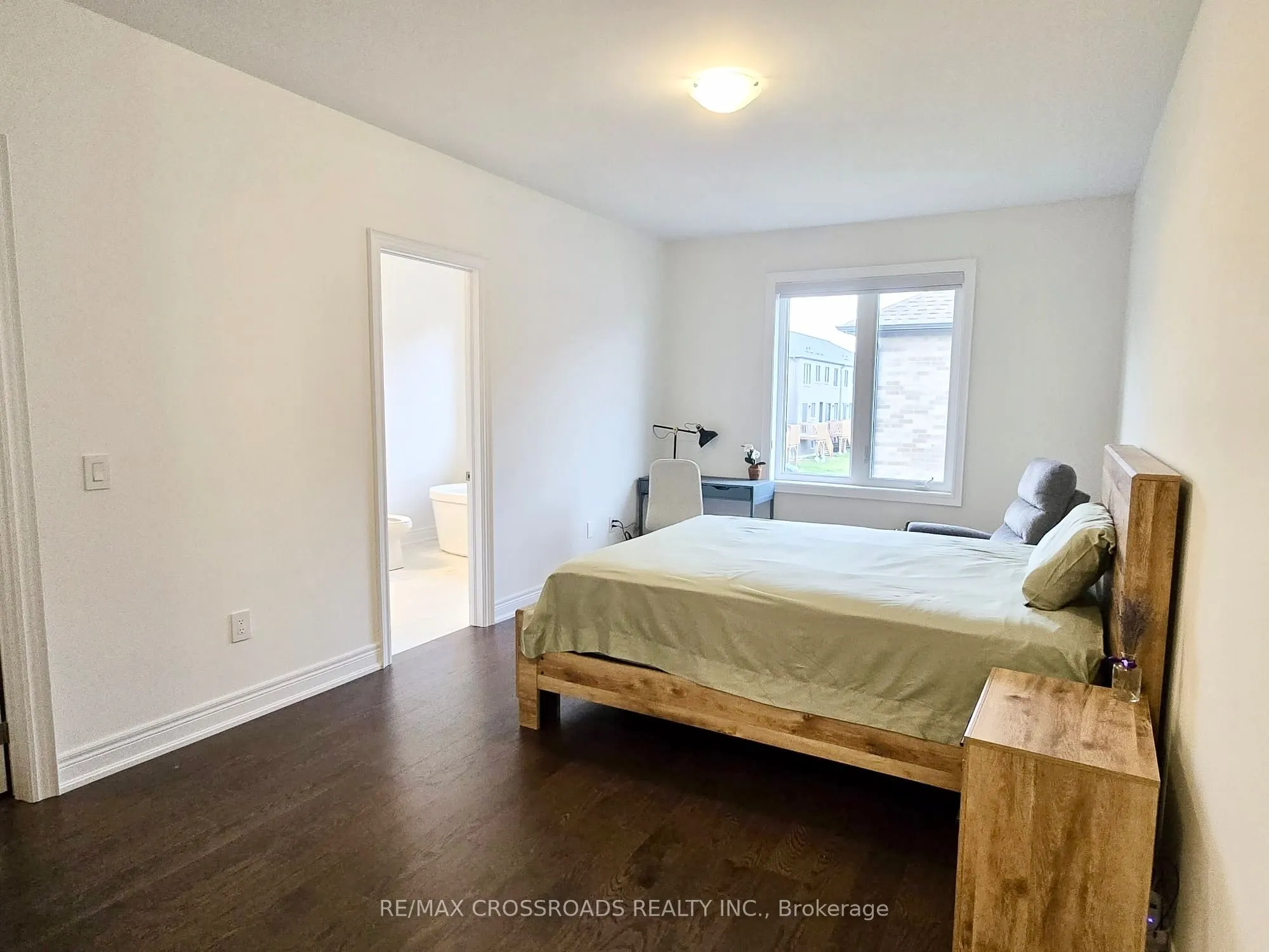 12 SCHMELTZER Crescent