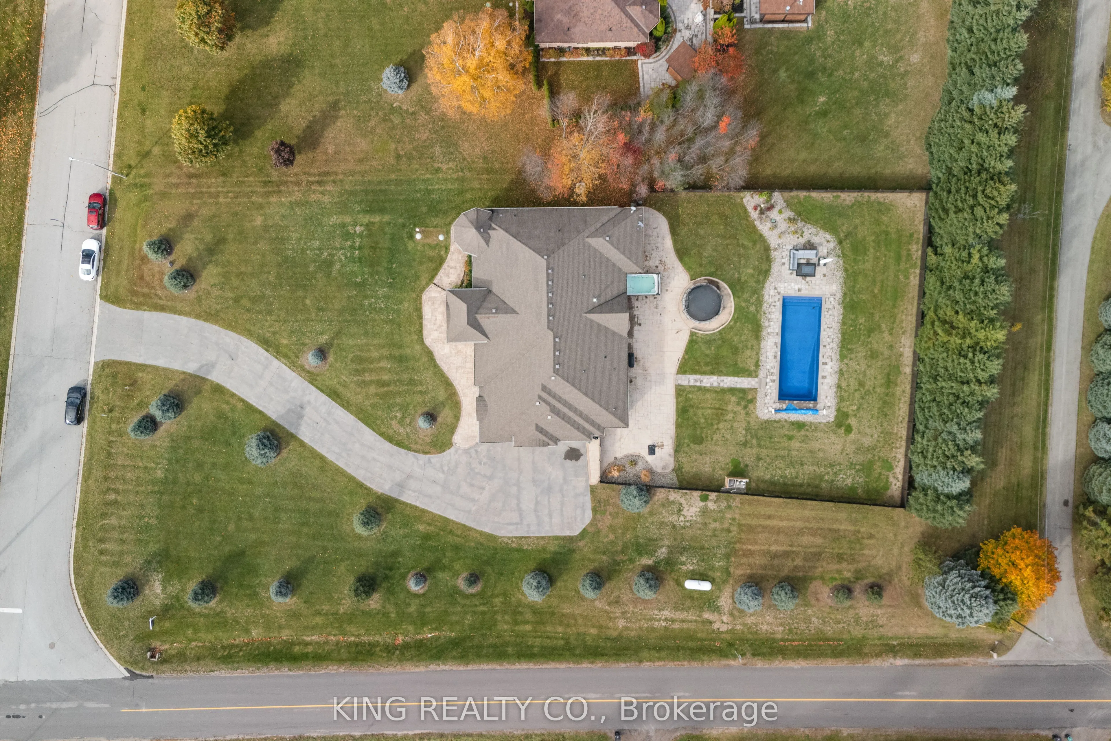 2 Dale Crescent