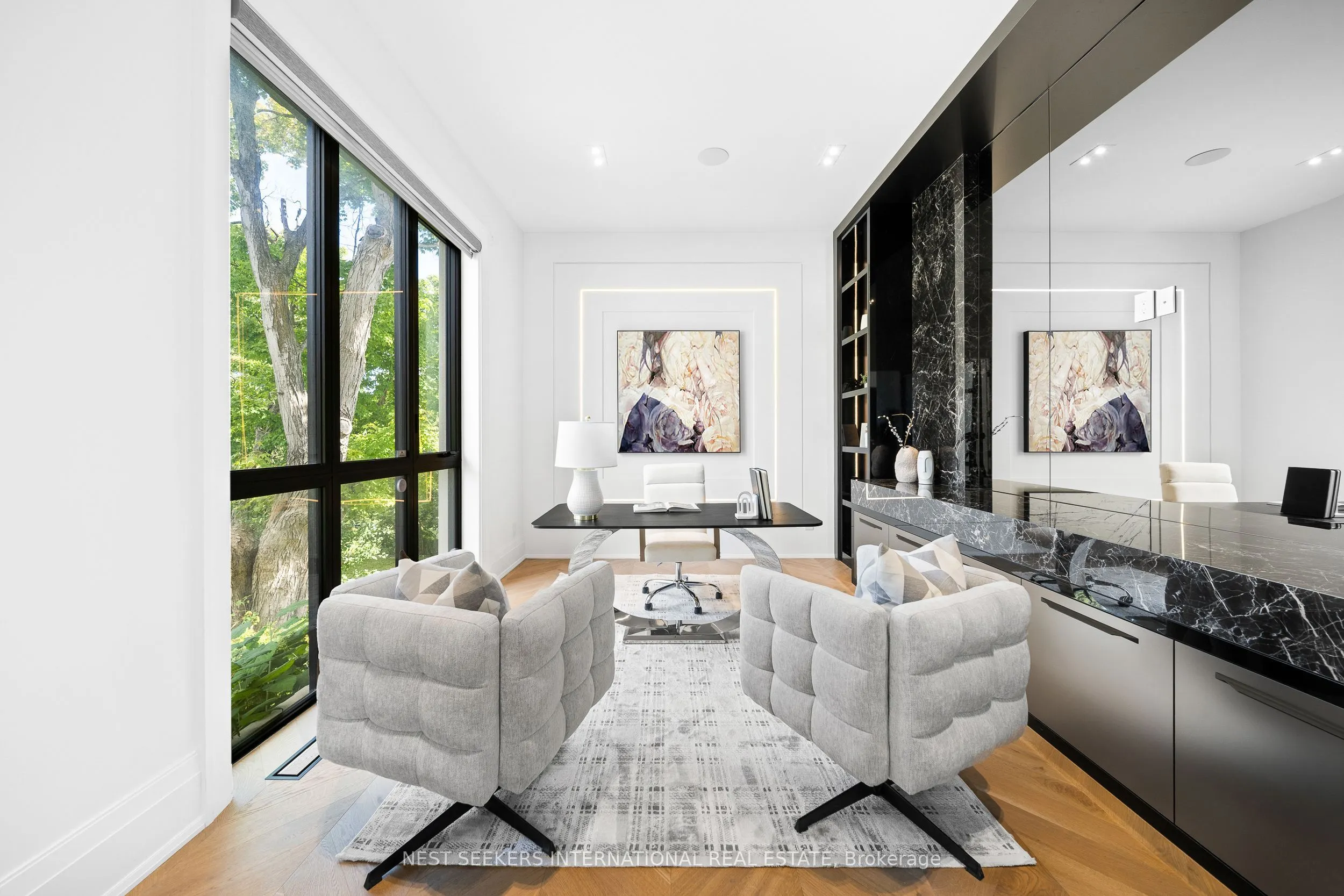 36 Waymar Heights Boulevard
