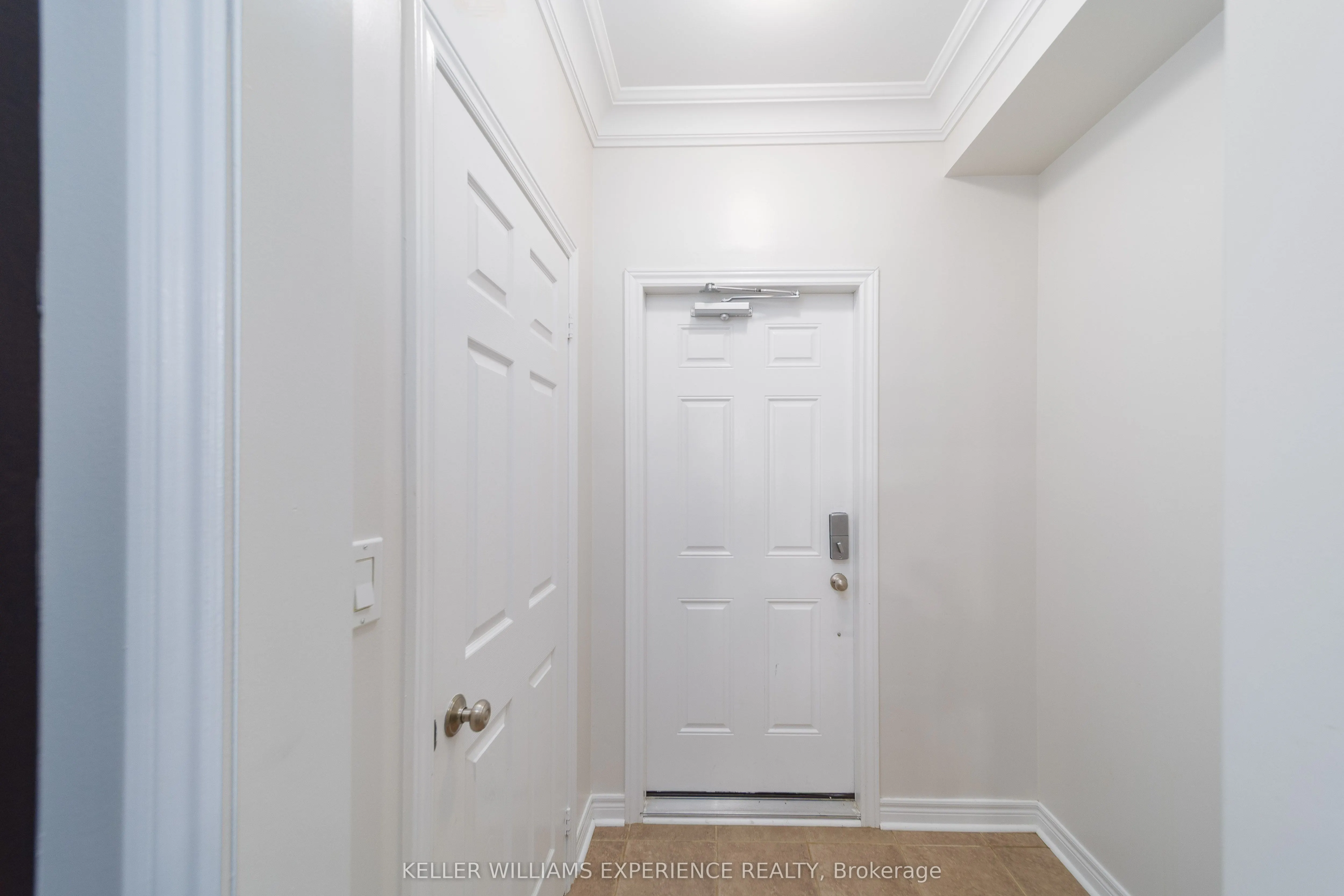 6 Weaver Terrace